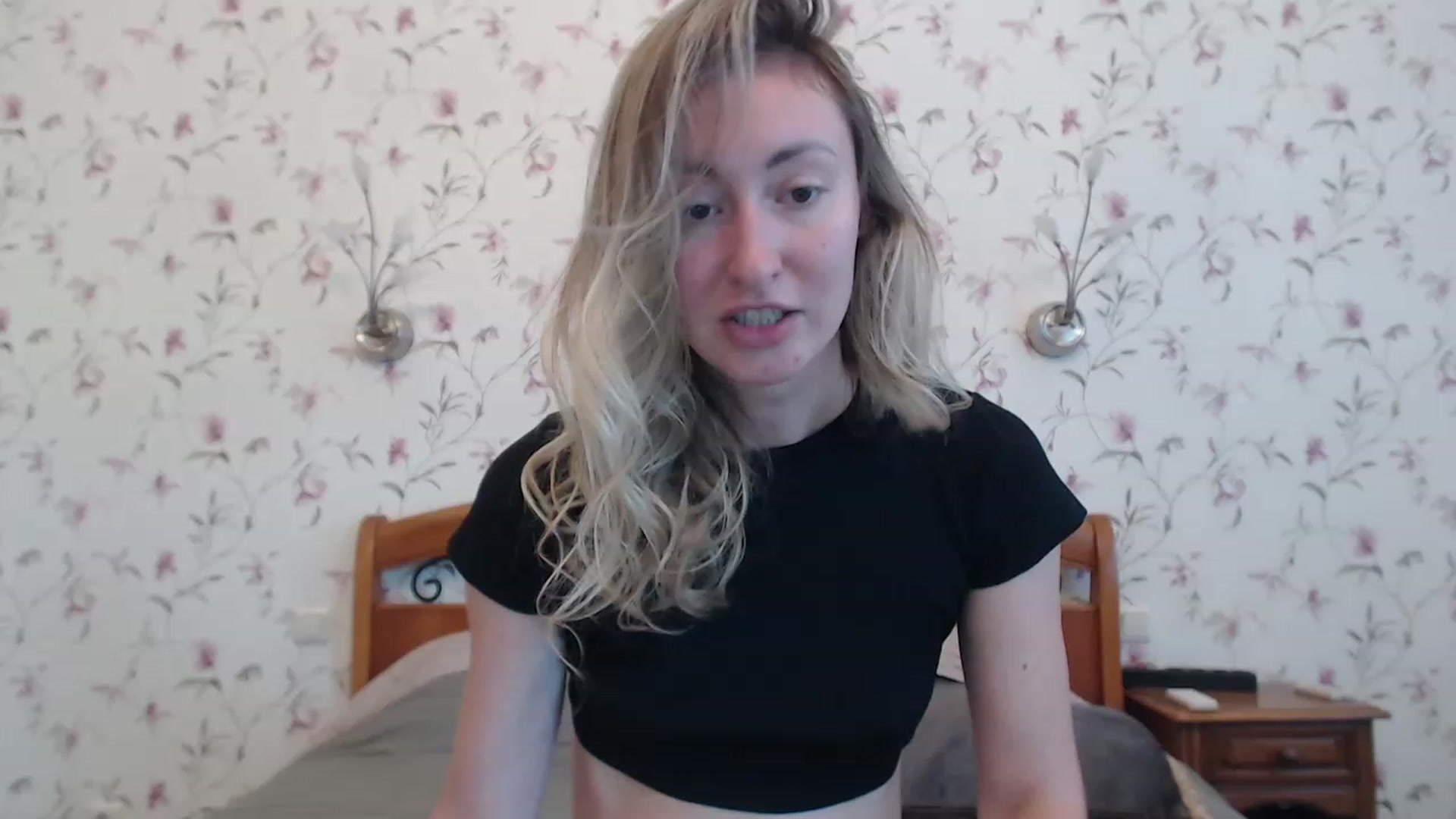 Gallery image thumbnail from Veronica_4u's myfreecams stream on, 07/17/2023, 06:54 image 12 of 20