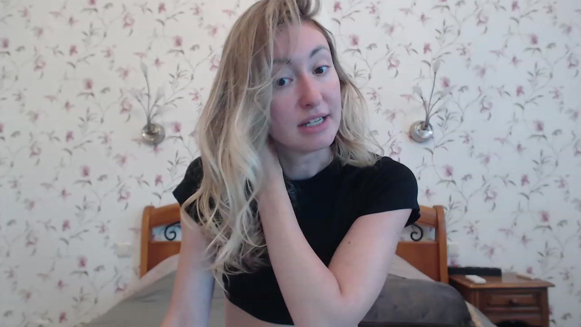 Gallery image thumbnail from Veronica_4u's myfreecams stream on, 07/17/2023, 06:54 image 13 of 20