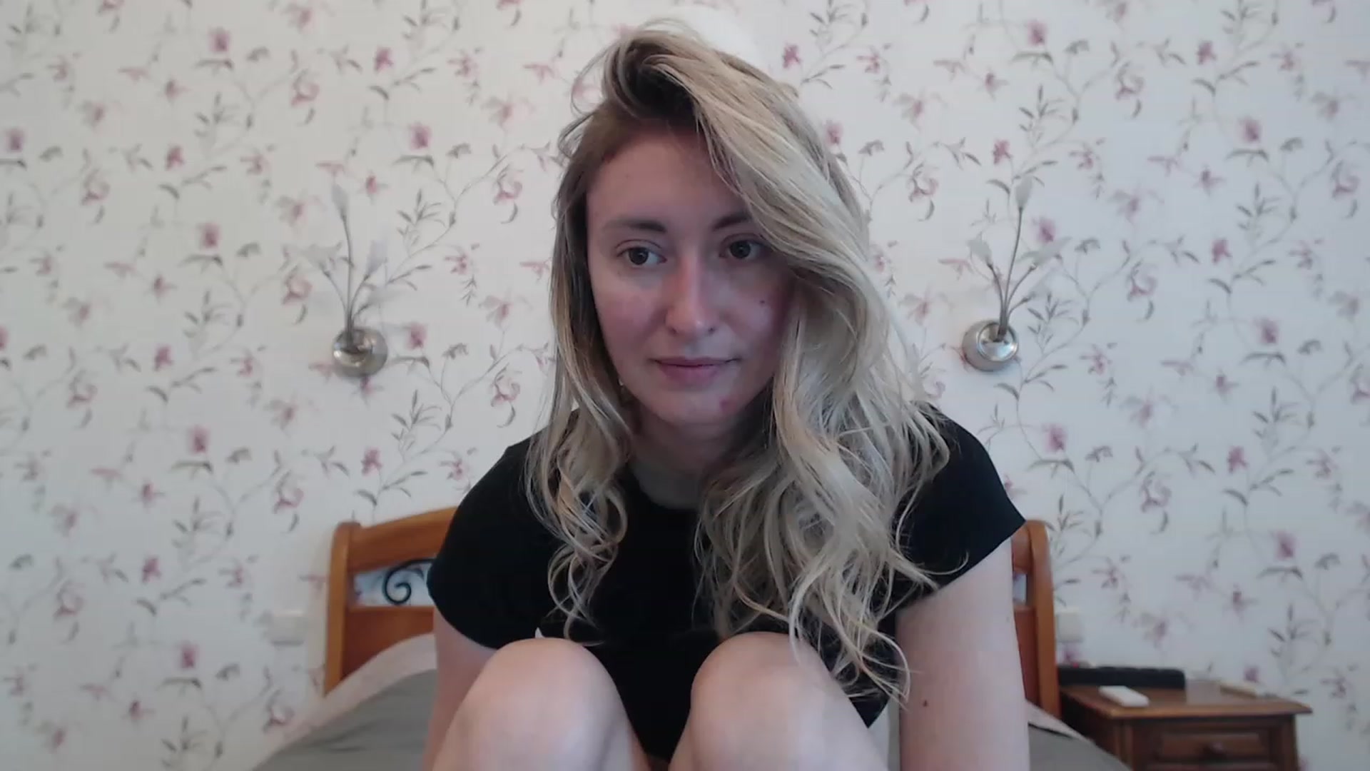 Gallery image thumbnail from Veronica_4u's myfreecams stream on, 07/17/2023, 08:14 image 1 of 20