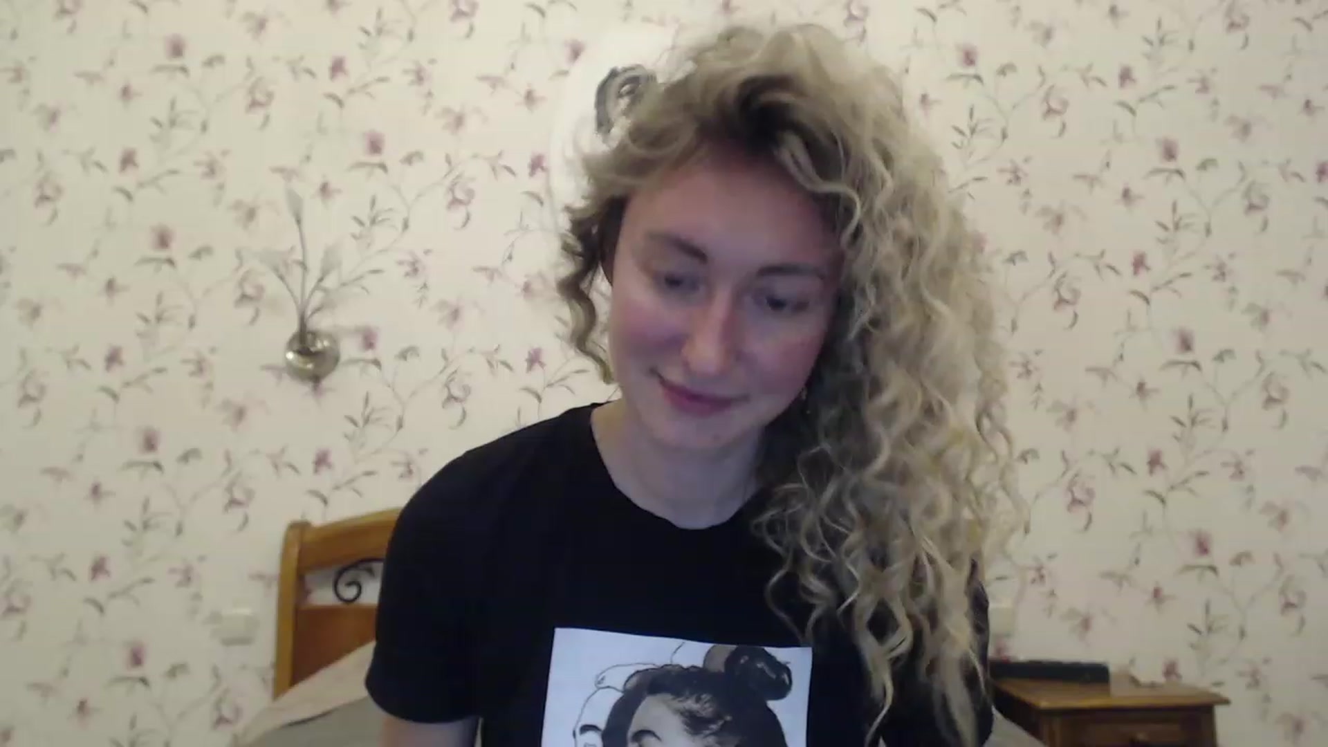 Gallery image thumbnail from Veronica_4u's myfreecams stream on, 07/19/2023, 18:06 image 7 of 20