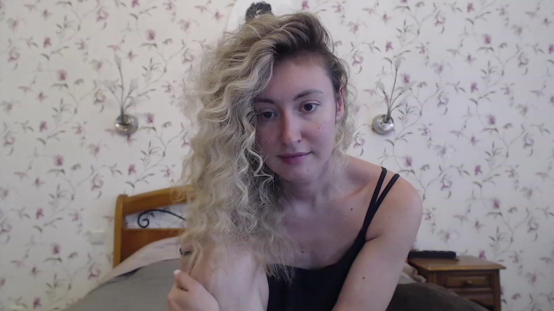 Gallery image thumbnail from Veronica_4u's myfreecams stream on, 07/20/2023, 07:40 image 14 of 20