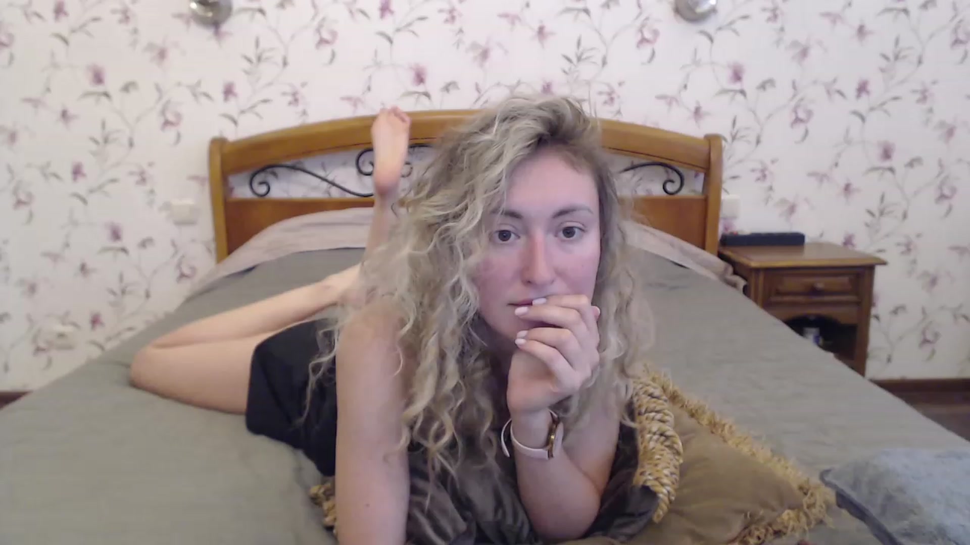 Gallery image thumbnail from Veronica_4u's myfreecams stream on, 07/20/2023, 14:36 image 6 of 20