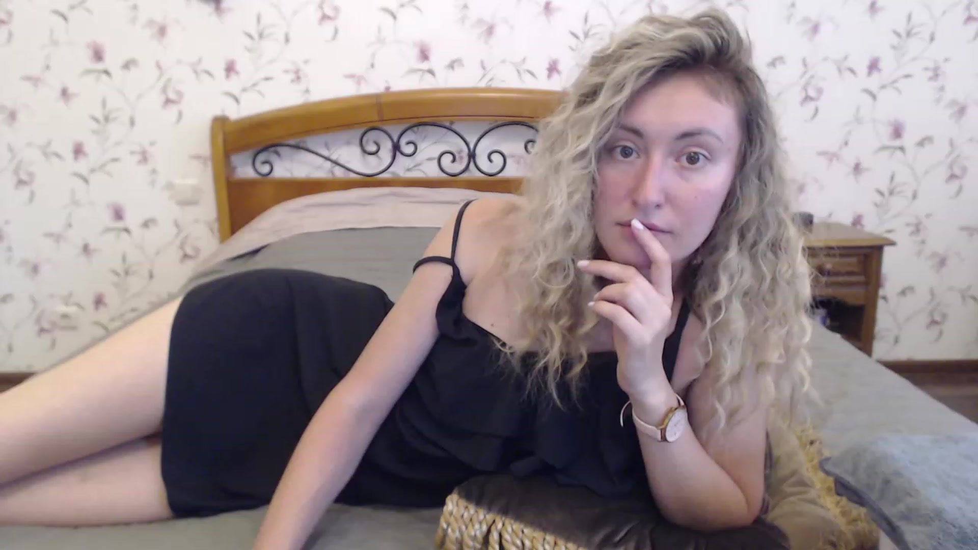 Gallery image thumbnail from Veronica_4u's myfreecams stream on, 07/20/2023, 14:36 image 20 of 20