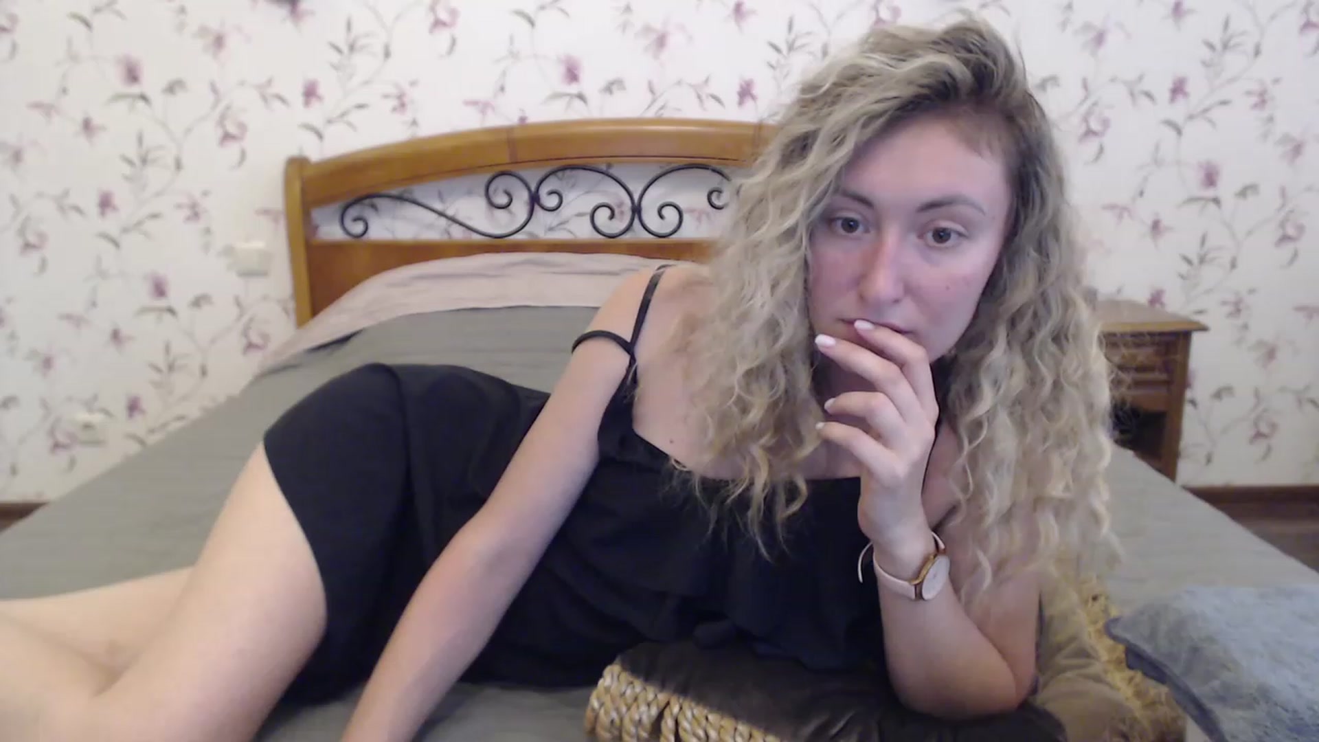Gallery image thumbnail from Veronica_4u's myfreecams stream on, 07/20/2023, 14:36 image 17 of 20