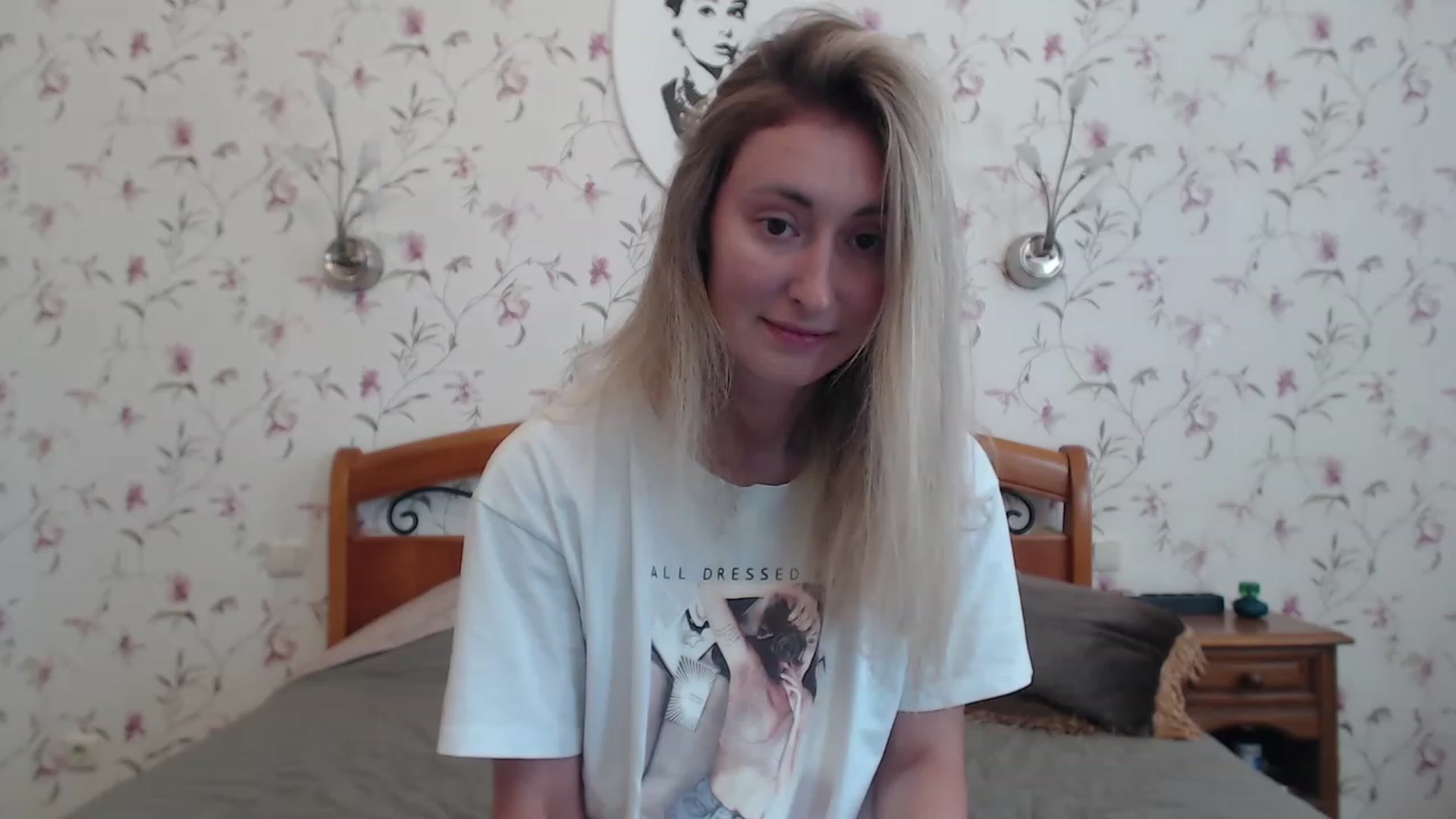 Gallery image thumbnail from Veronica_4u's myfreecams stream on, 07/21/2023, 16:10 image 7 of 20