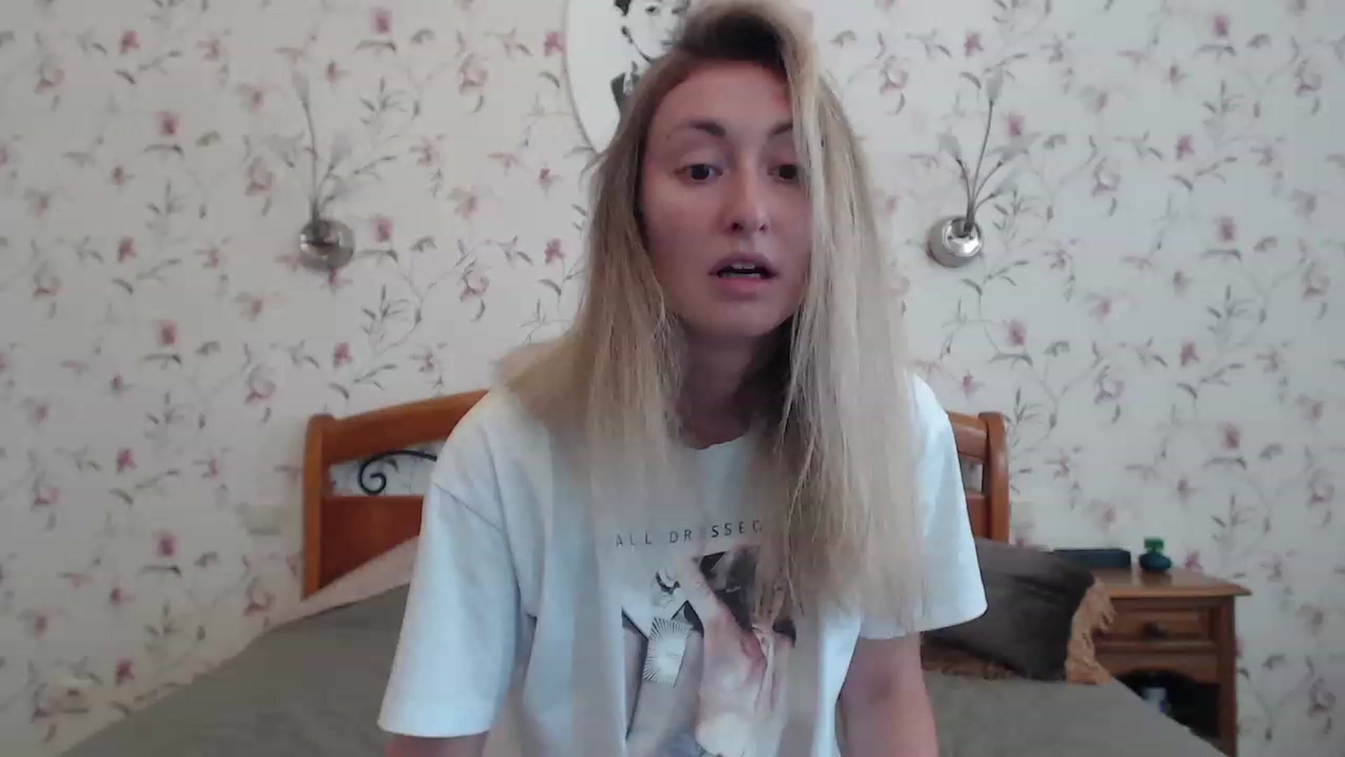Gallery image thumbnail from Veronica_4u's myfreecams stream on, 07/21/2023, 16:10 image 12 of 20