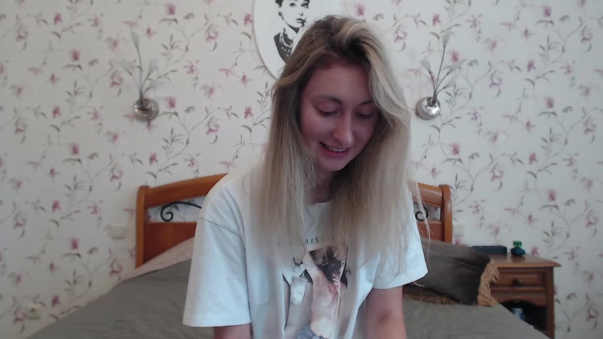 Gallery image thumbnail from Veronica_4u's myfreecams stream on, 07/21/2023, 16:10 image 15 of 20