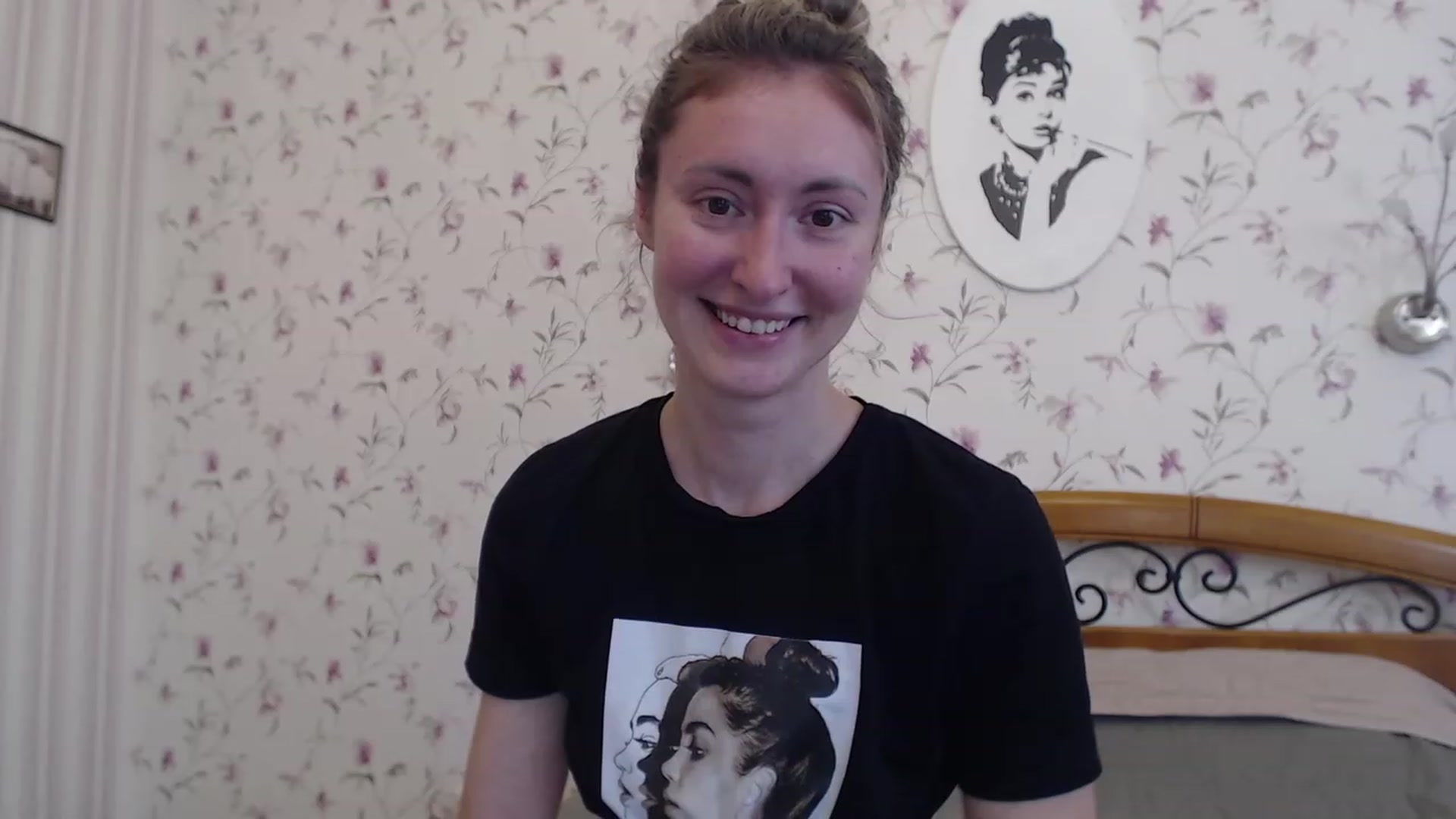 Gallery image thumbnail from Veronica_4u's myfreecams stream on, 07/23/2023, 16:24 image 14 of 20