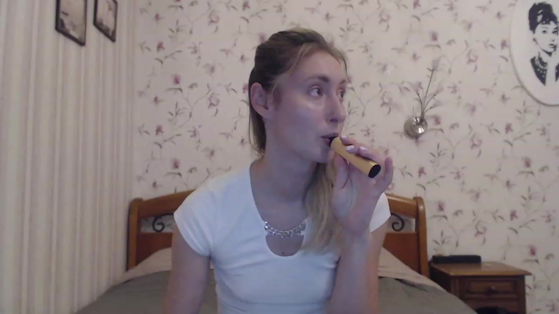 Gallery image thumbnail from Veronica_4u's myfreecams stream on, 07/27/2023, 16:52 image 11 of 20