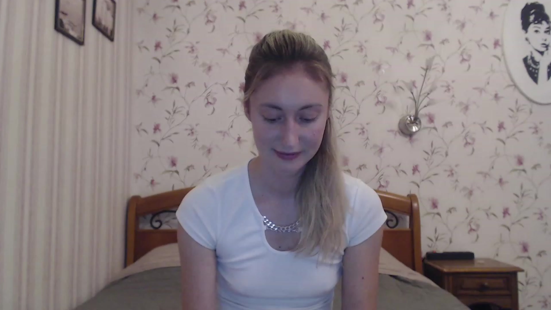 Gallery image thumbnail from Veronica_4u's myfreecams stream on, 07/27/2023, 16:52 image 6 of 20