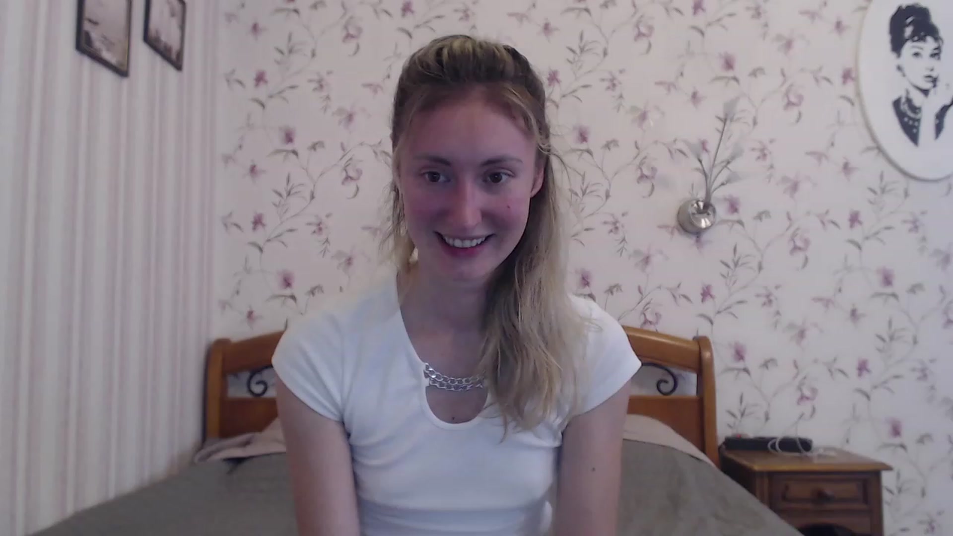 Gallery image thumbnail from Veronica_4u's myfreecams stream on, 07/28/2023, 17:31 image 4 of 20