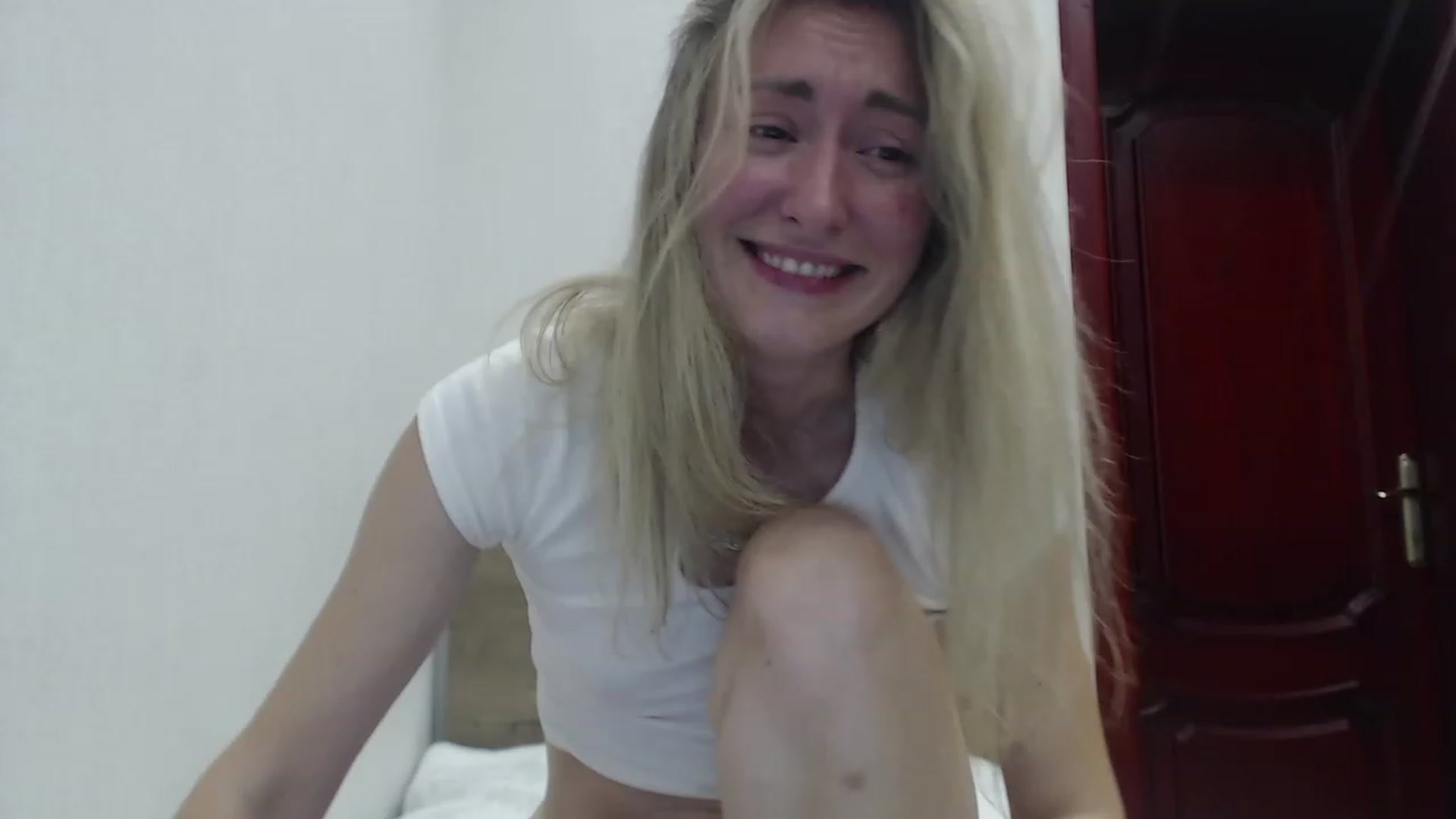 Gallery image thumbnail from Veronica_4u's myfreecams stream on, 07/29/2023, 21:10 image 8 of 20