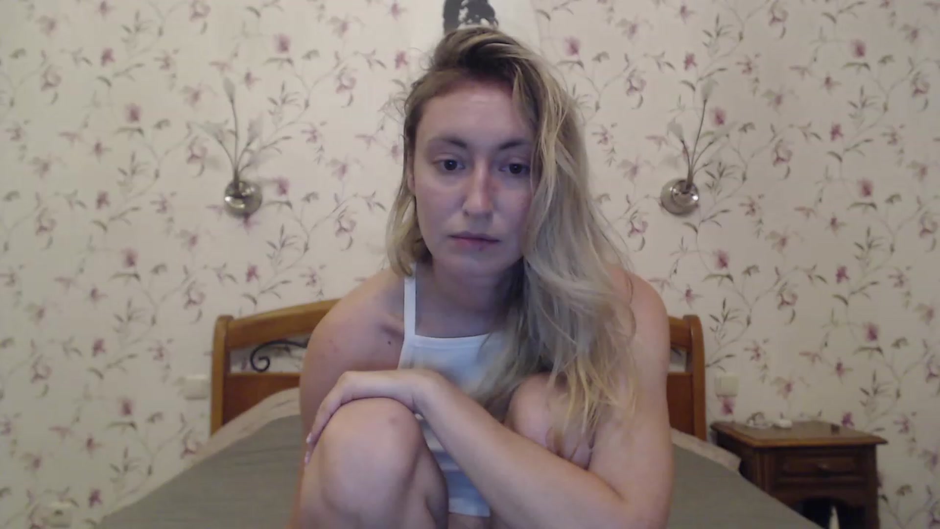 Gallery image thumbnail from Veronica_4u's myfreecams stream on, 08/04/2023, 18:02 image 15 of 20