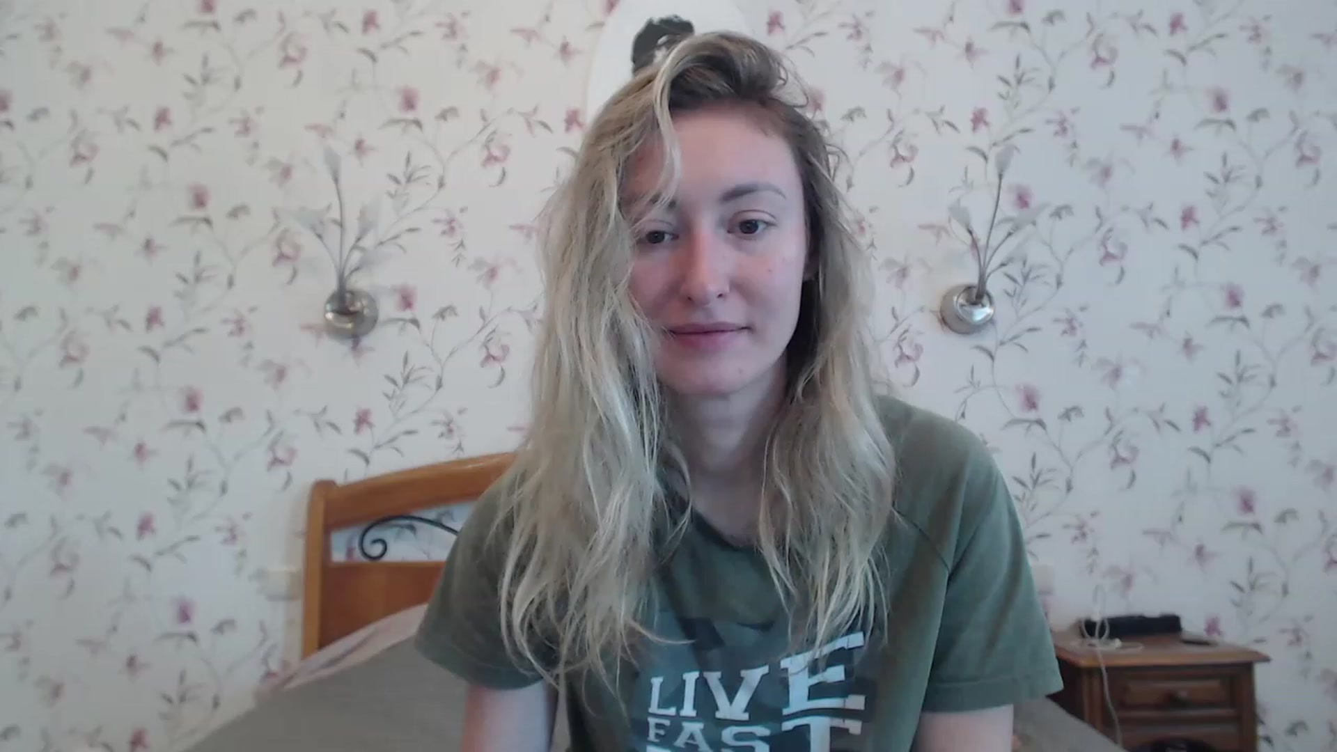 Gallery image thumbnail from Veronica_4u's myfreecams stream on, 08/07/2023, 06:25 image 6 of 20