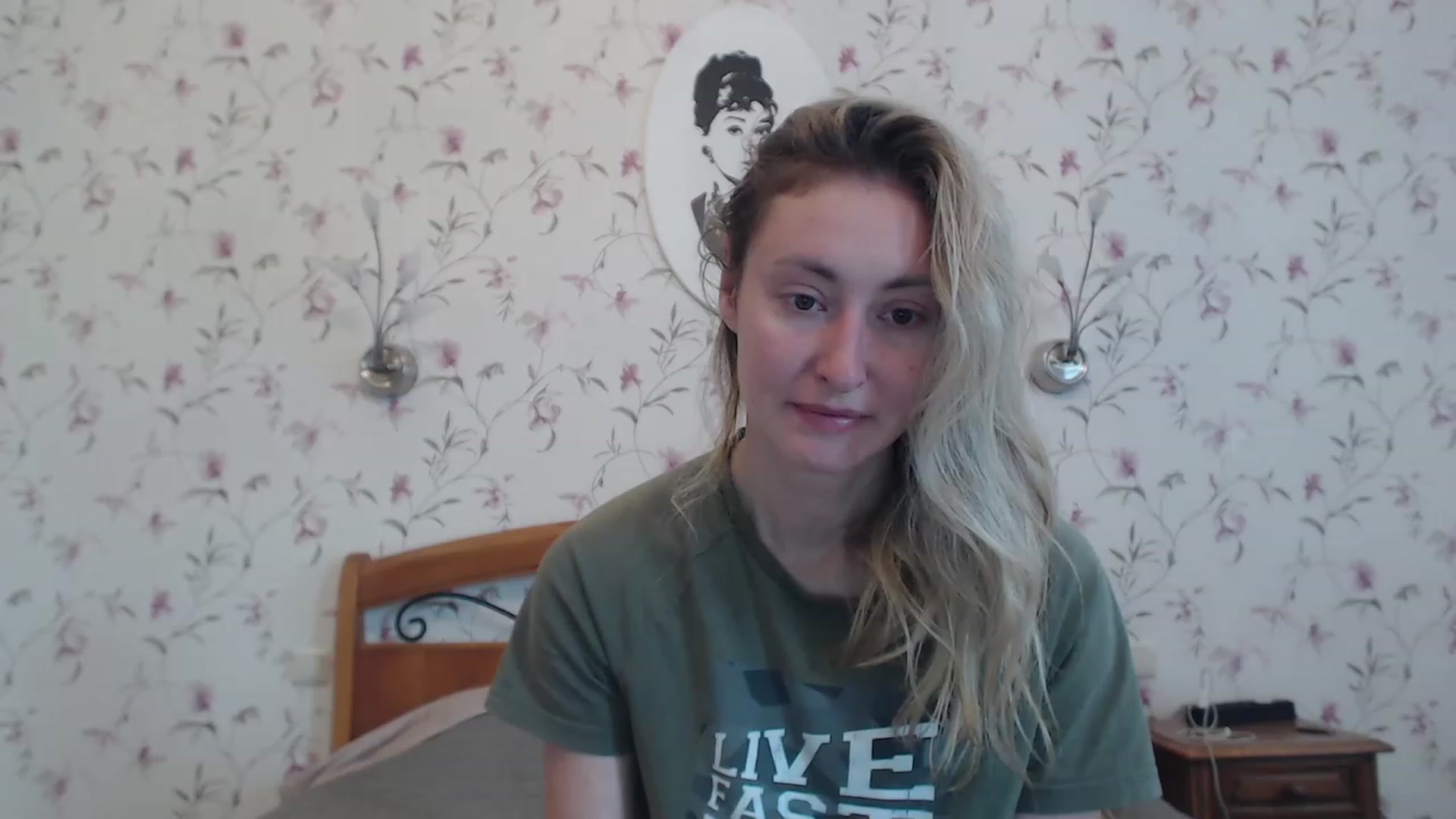Gallery image thumbnail from Veronica_4u's myfreecams stream on, 08/07/2023, 06:25 image 1 of 20