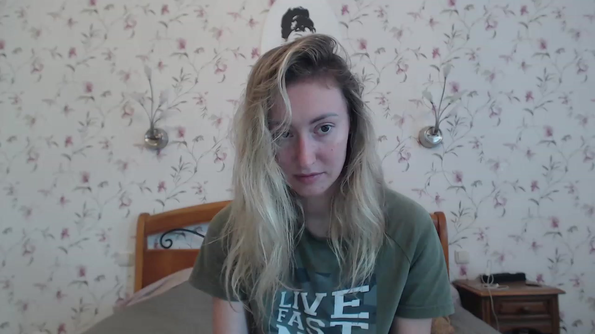 Gallery image thumbnail from Veronica_4u's myfreecams stream on, 08/07/2023, 06:25 image 12 of 20