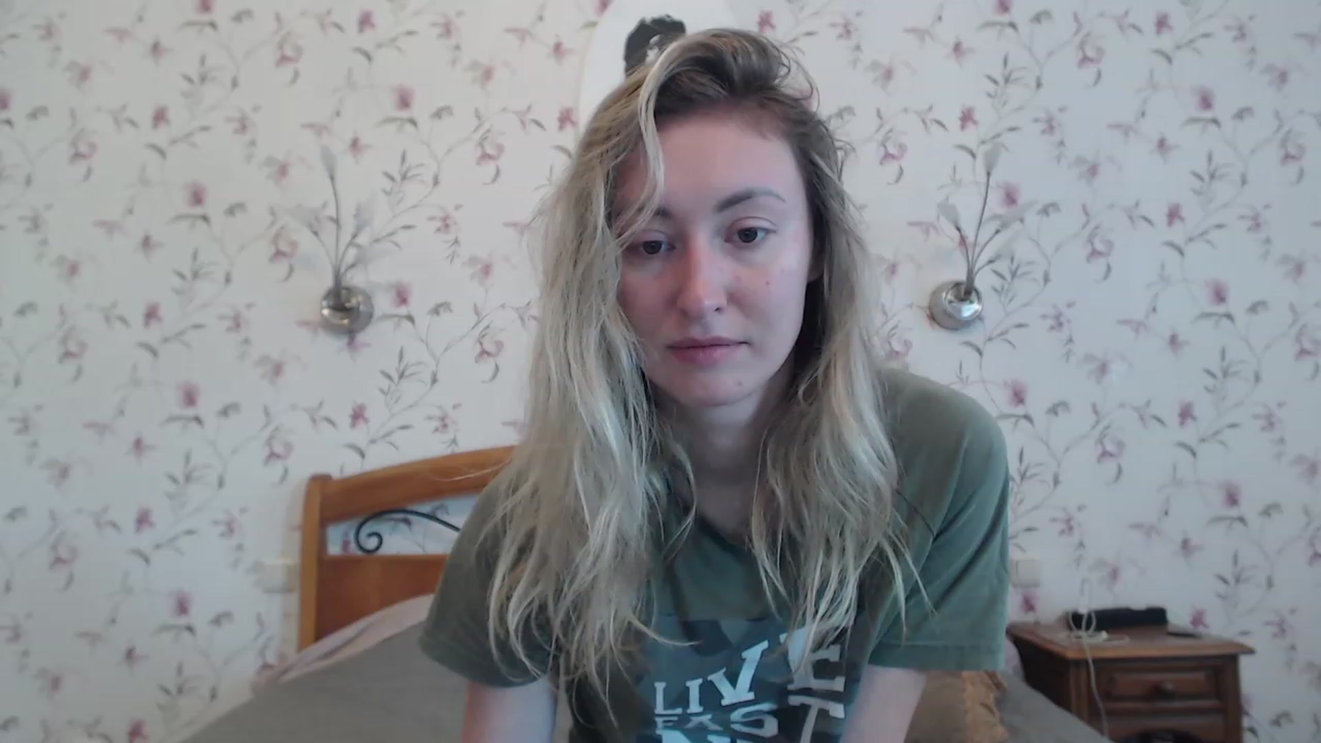 Gallery image thumbnail from Veronica_4u's myfreecams stream on, 08/07/2023, 06:25 image 5 of 20