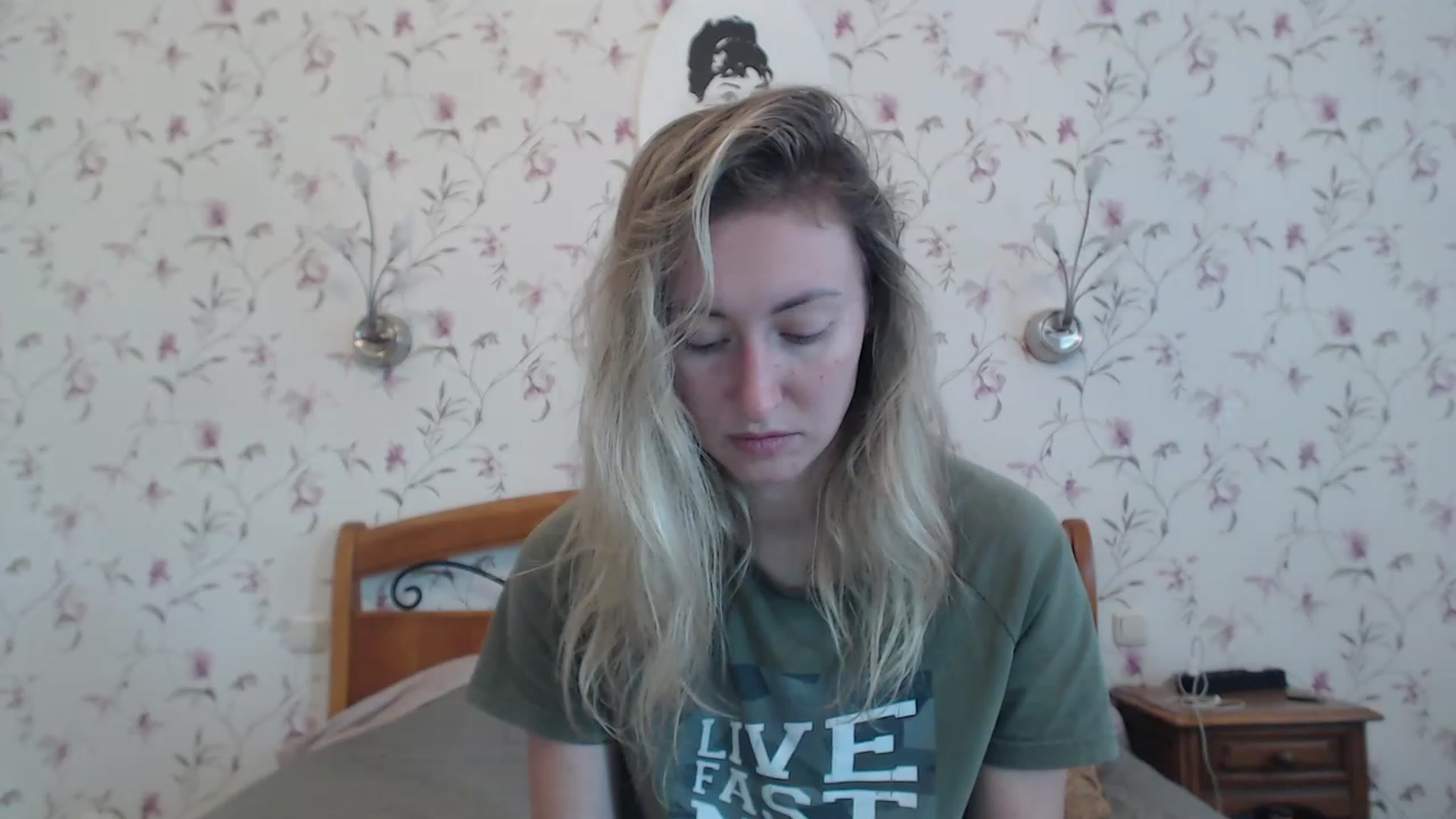Gallery image thumbnail from Veronica_4u's myfreecams stream on, 08/07/2023, 06:25 image 9 of 20