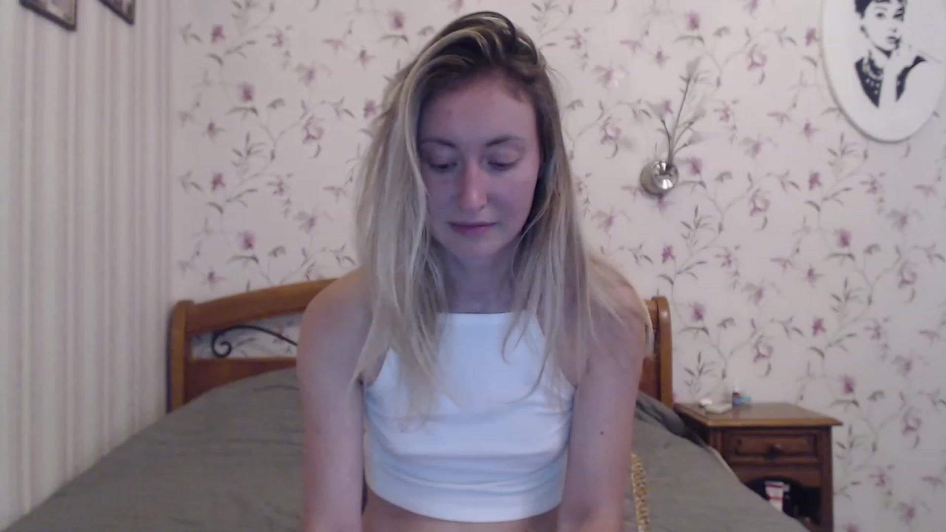 Gallery image thumbnail from Veronica_4u's myfreecams stream on, 08/17/2023, 17:18 image 5 of 20