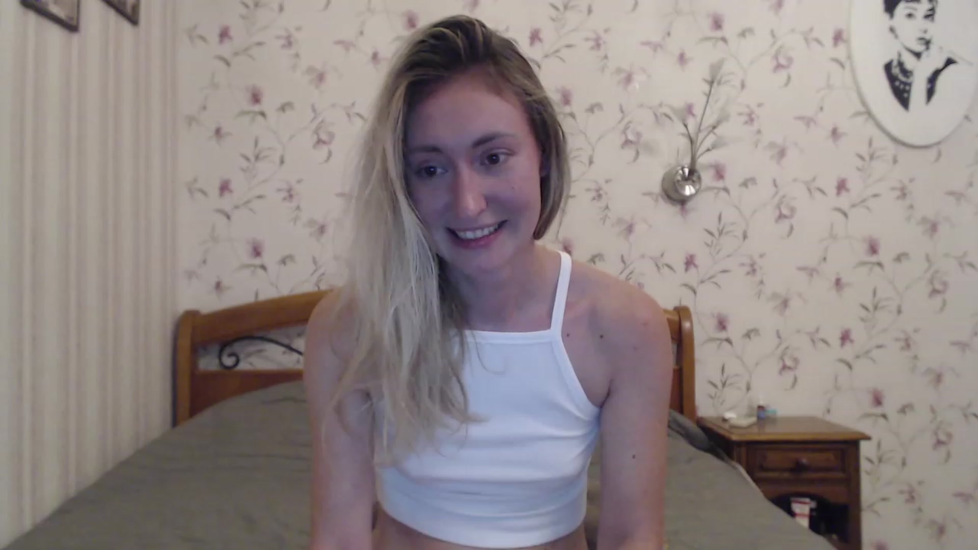 Gallery image thumbnail from Veronica_4u's myfreecams stream on, 08/17/2023, 17:18 image 15 of 20