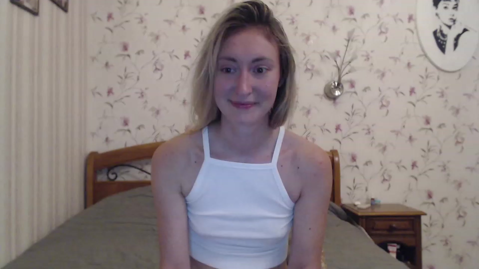Gallery image thumbnail from Veronica_4u's myfreecams stream on, 08/17/2023, 17:18 image 18 of 20