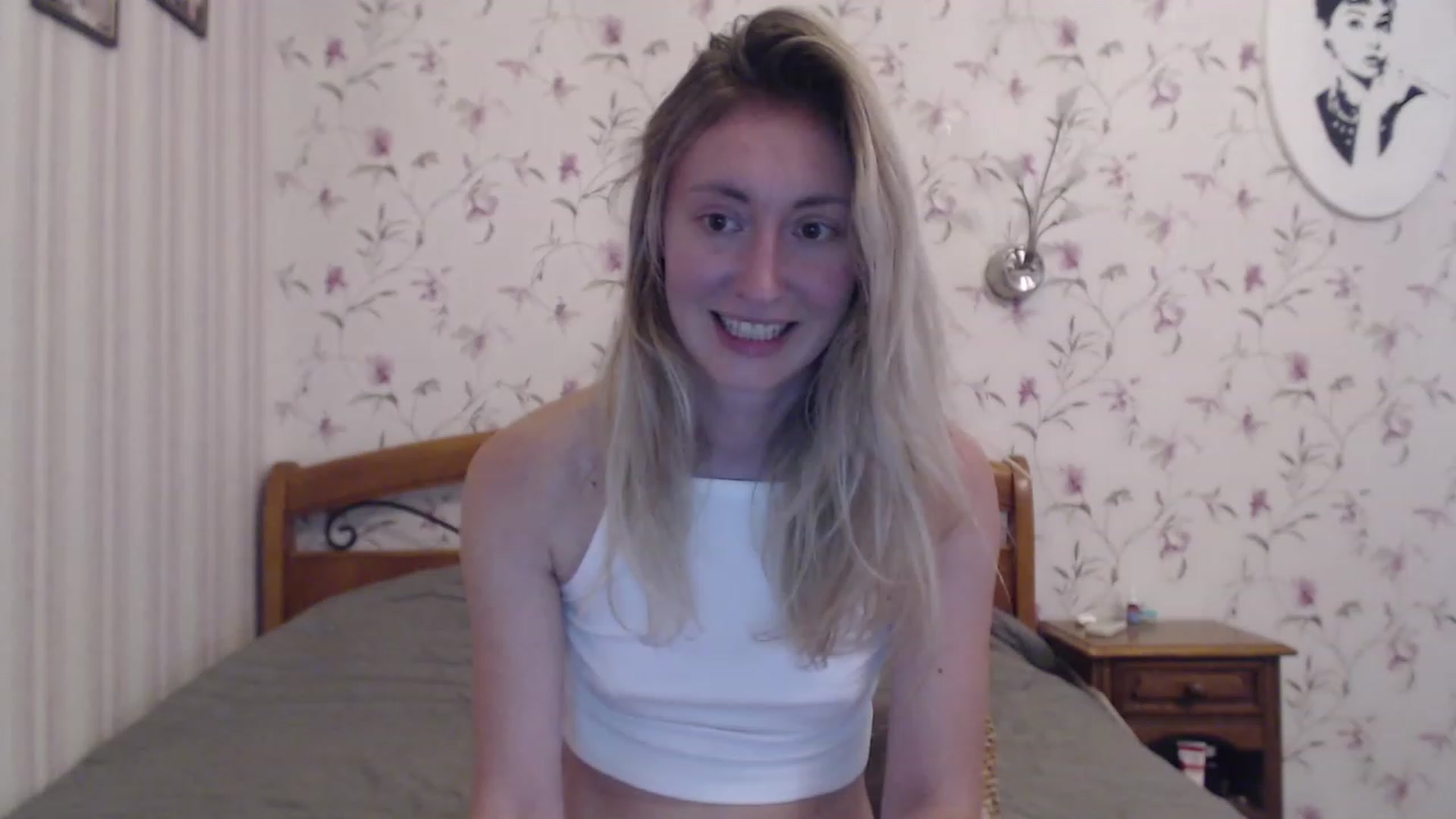Gallery image thumbnail from Veronica_4u's myfreecams stream on, 08/17/2023, 17:18 image 4 of 20