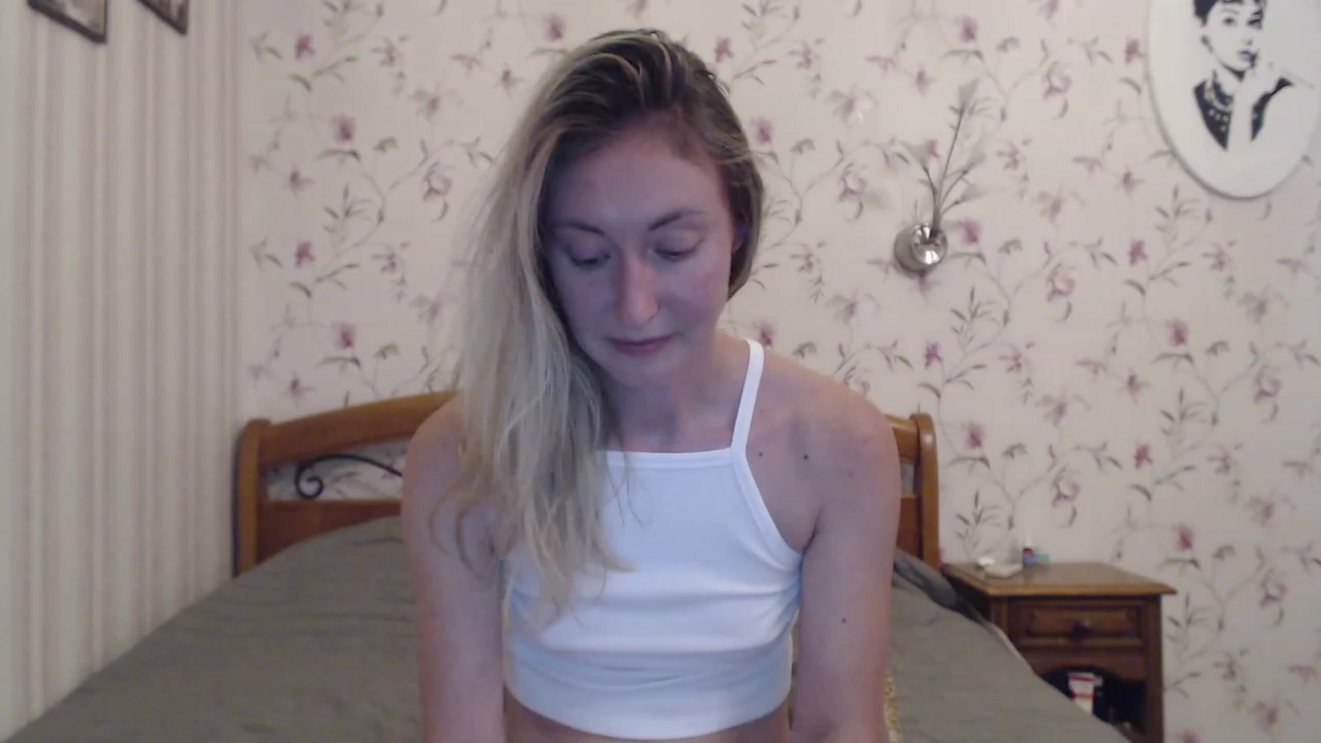 Gallery image thumbnail from Veronica_4u's myfreecams stream on, 08/17/2023, 17:18 image 12 of 20