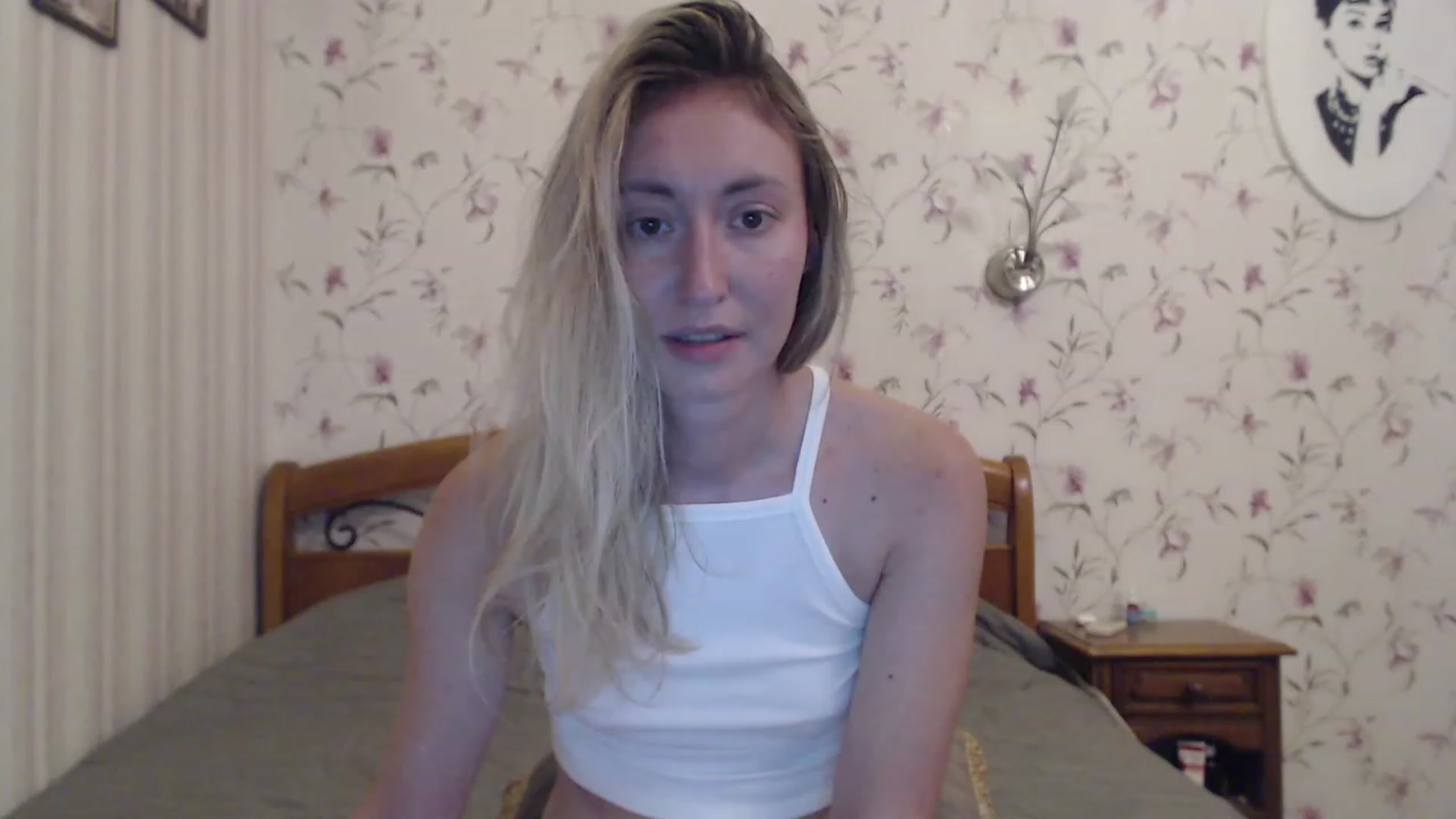 Gallery image thumbnail from Veronica_4u's myfreecams stream on, 08/17/2023, 17:18 image 16 of 20