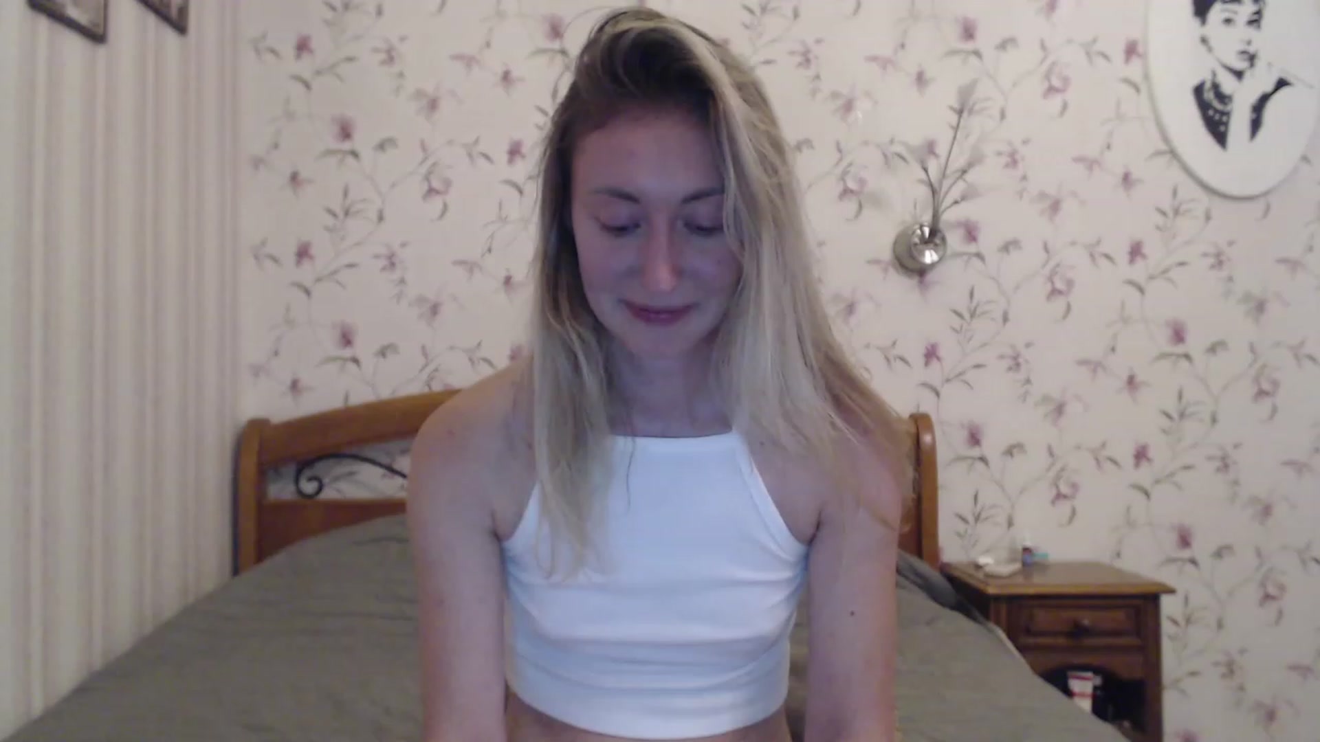Gallery image thumbnail from Veronica_4u's myfreecams stream on, 08/17/2023, 17:18 image 11 of 20