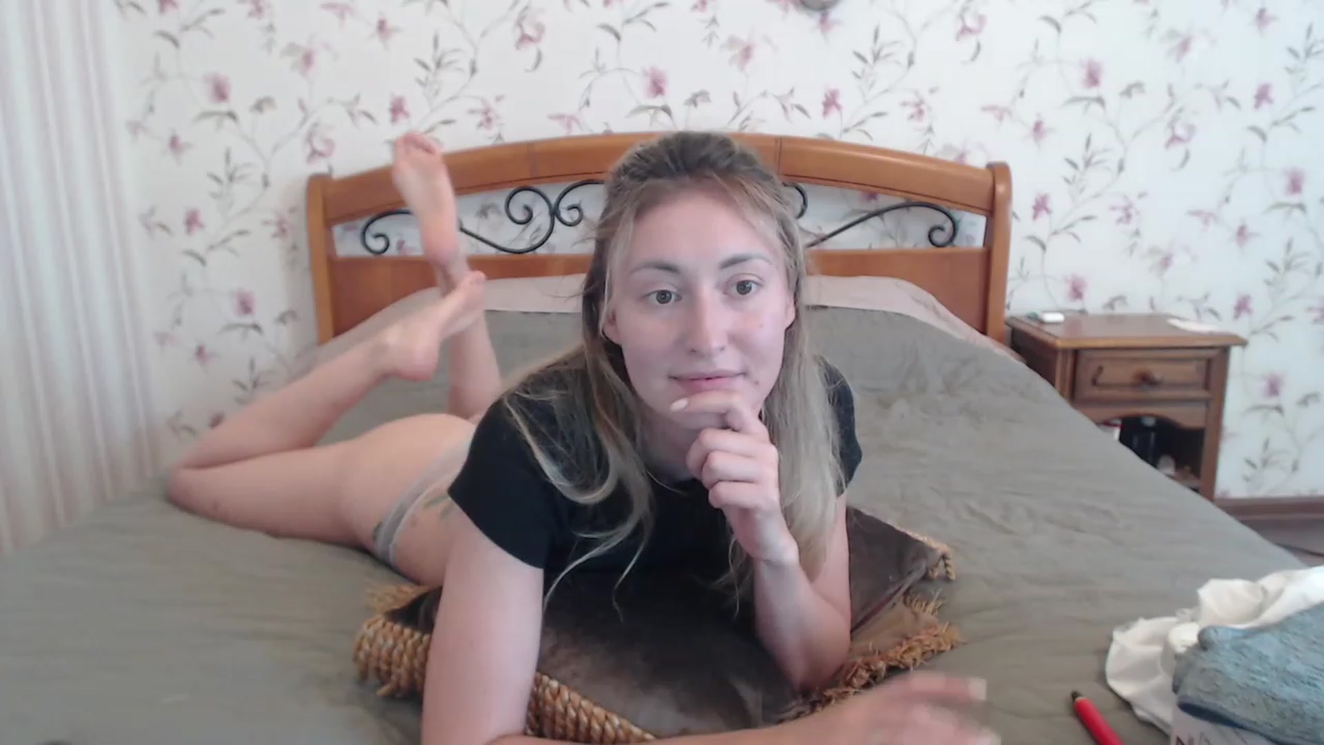 Gallery image thumbnail from Veronica_4u's myfreecams stream on, 08/29/2023, 15:11 image 12 of 20