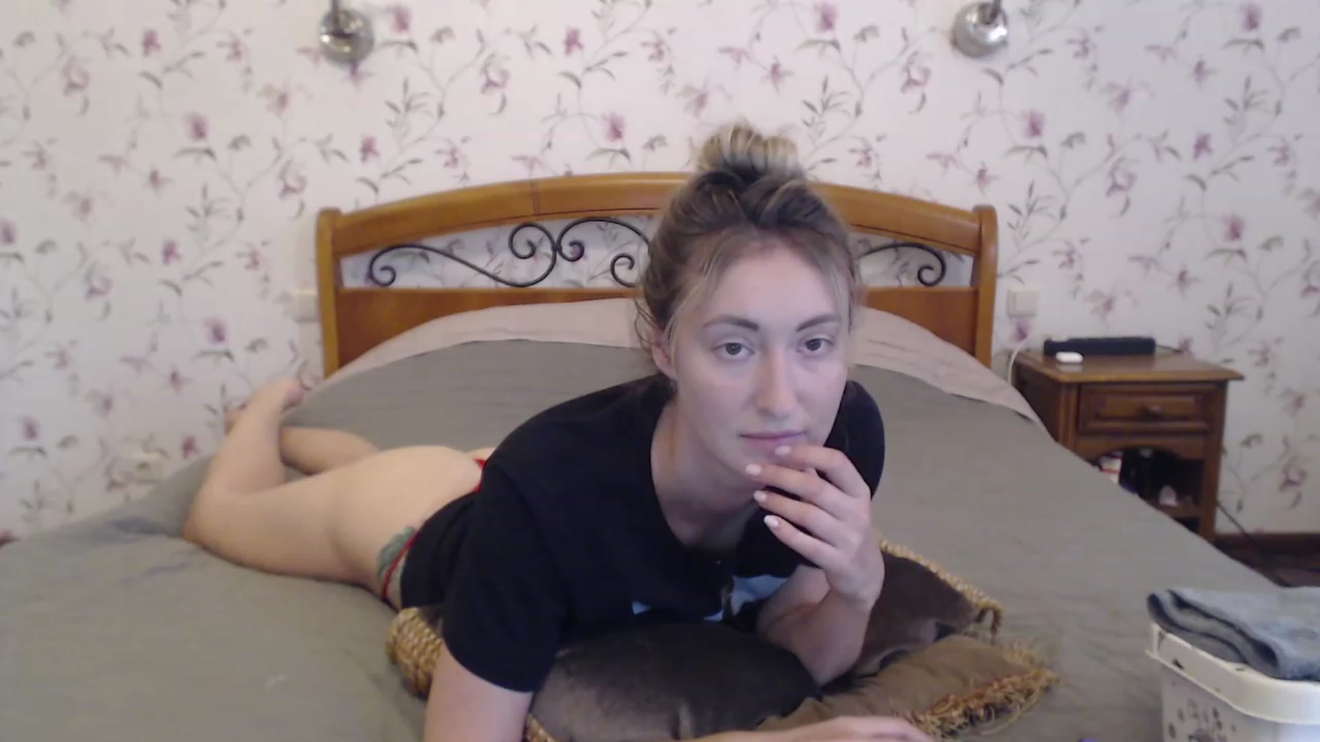 Gallery image thumbnail from Veronica_4u's myfreecams stream on, 09/02/2023, 16:35 image 10 of 20