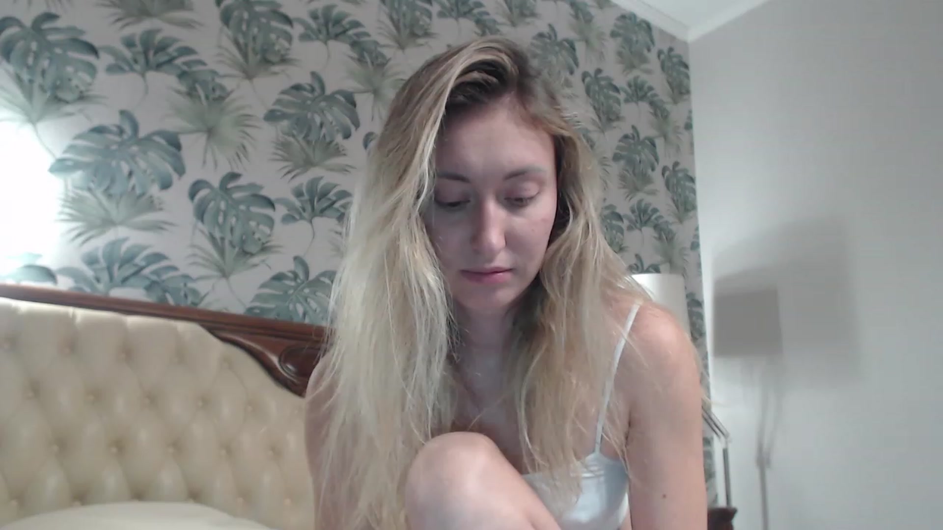 Gallery image thumbnail from Veronica_4u's myfreecams stream on, 09/16/2023, 17:47 image 10 of 20