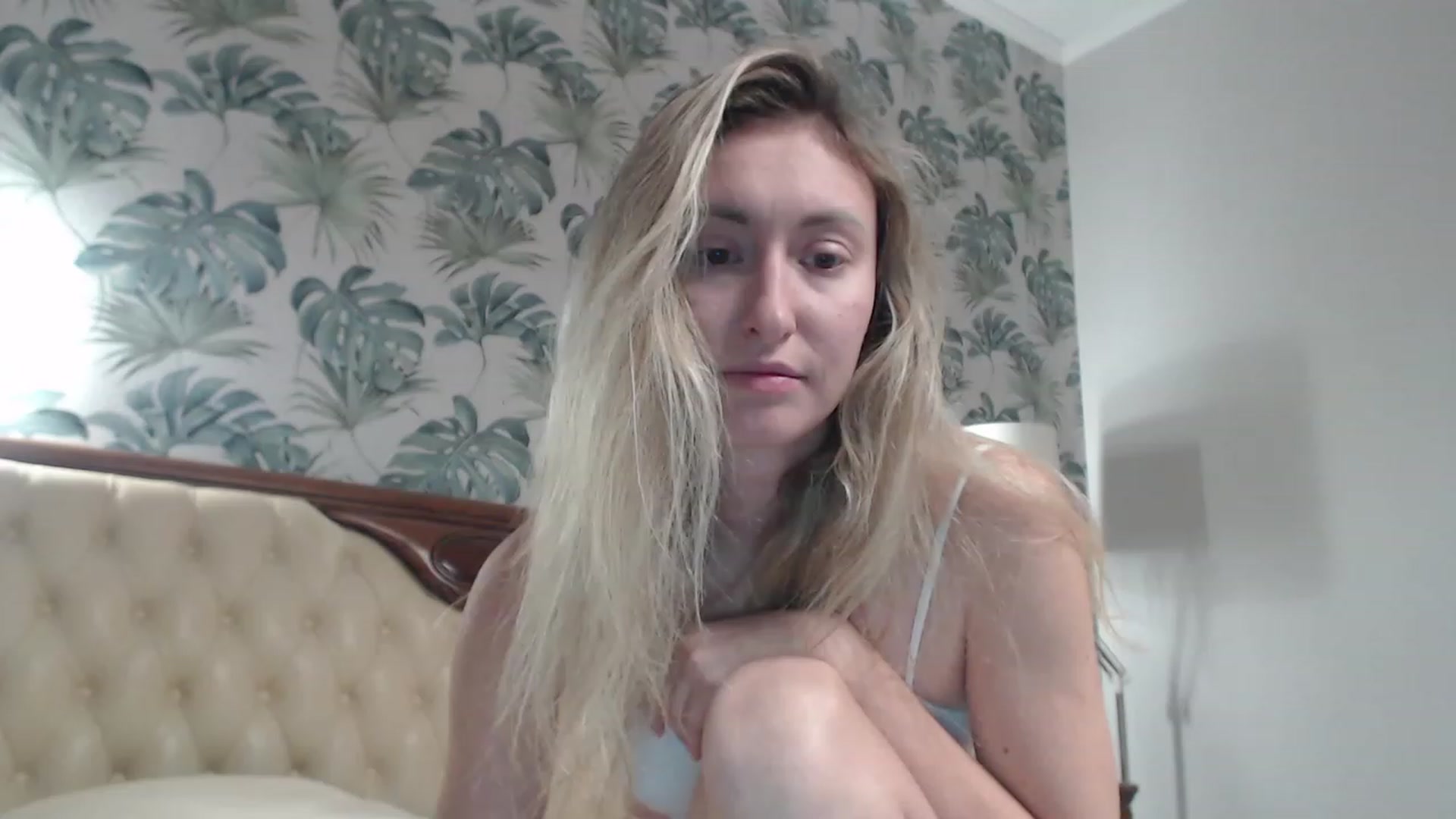 Gallery image thumbnail from Veronica_4u's myfreecams stream on, 09/16/2023, 17:47 image 12 of 20