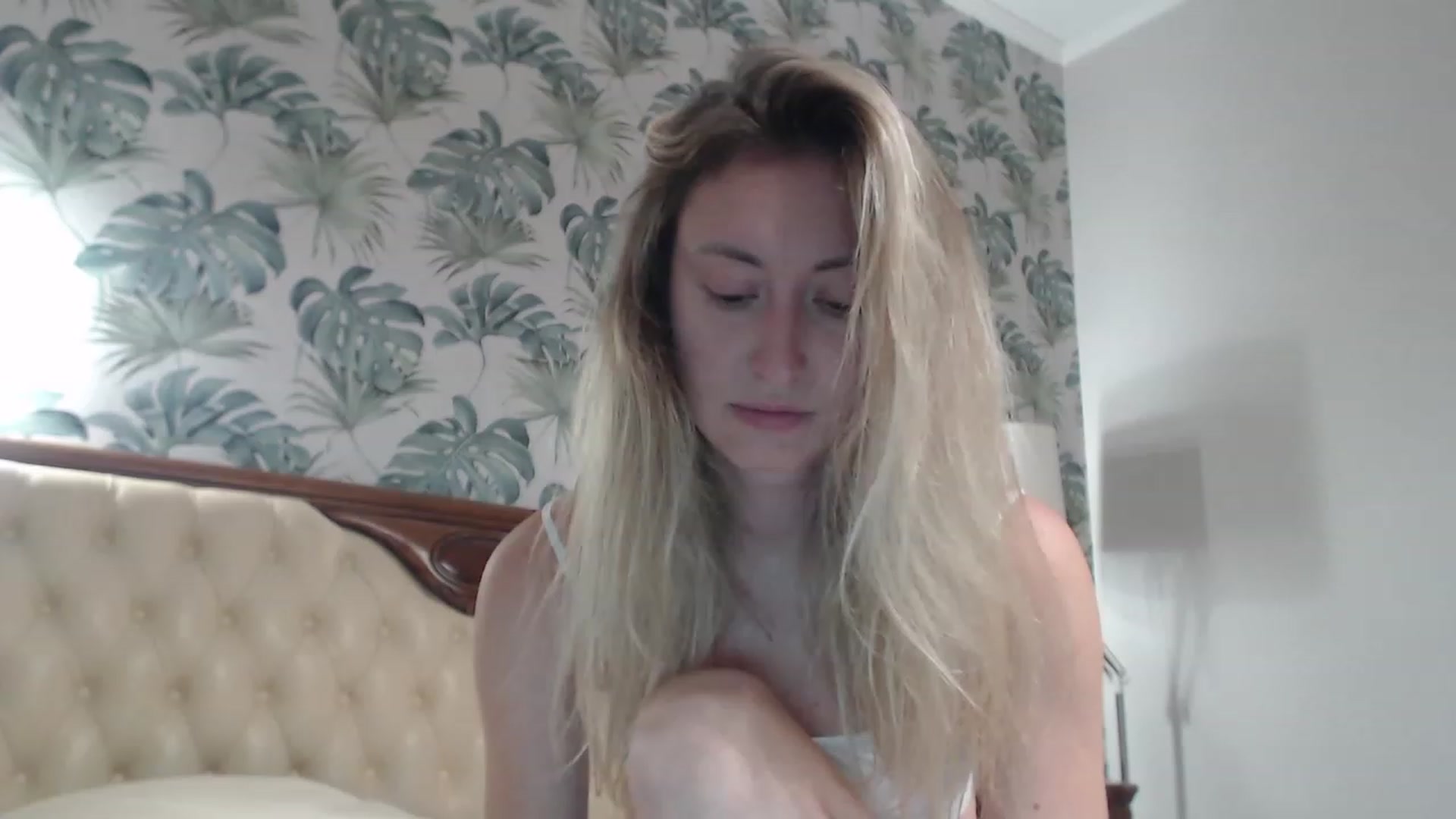 Gallery image thumbnail from Veronica_4u's myfreecams stream on, 09/16/2023, 17:47 image 5 of 20