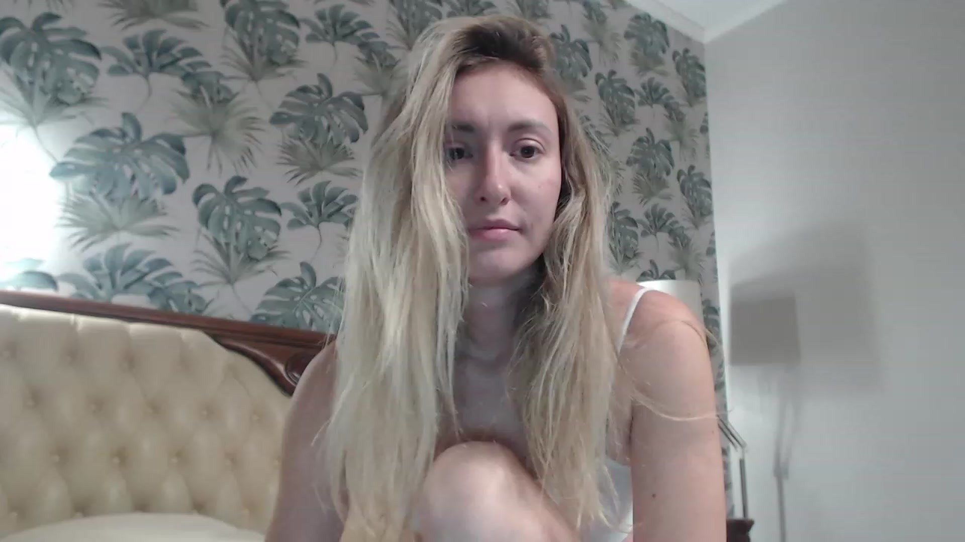Gallery image thumbnail from Veronica_4u's myfreecams stream on, 09/16/2023, 17:47 image 3 of 20