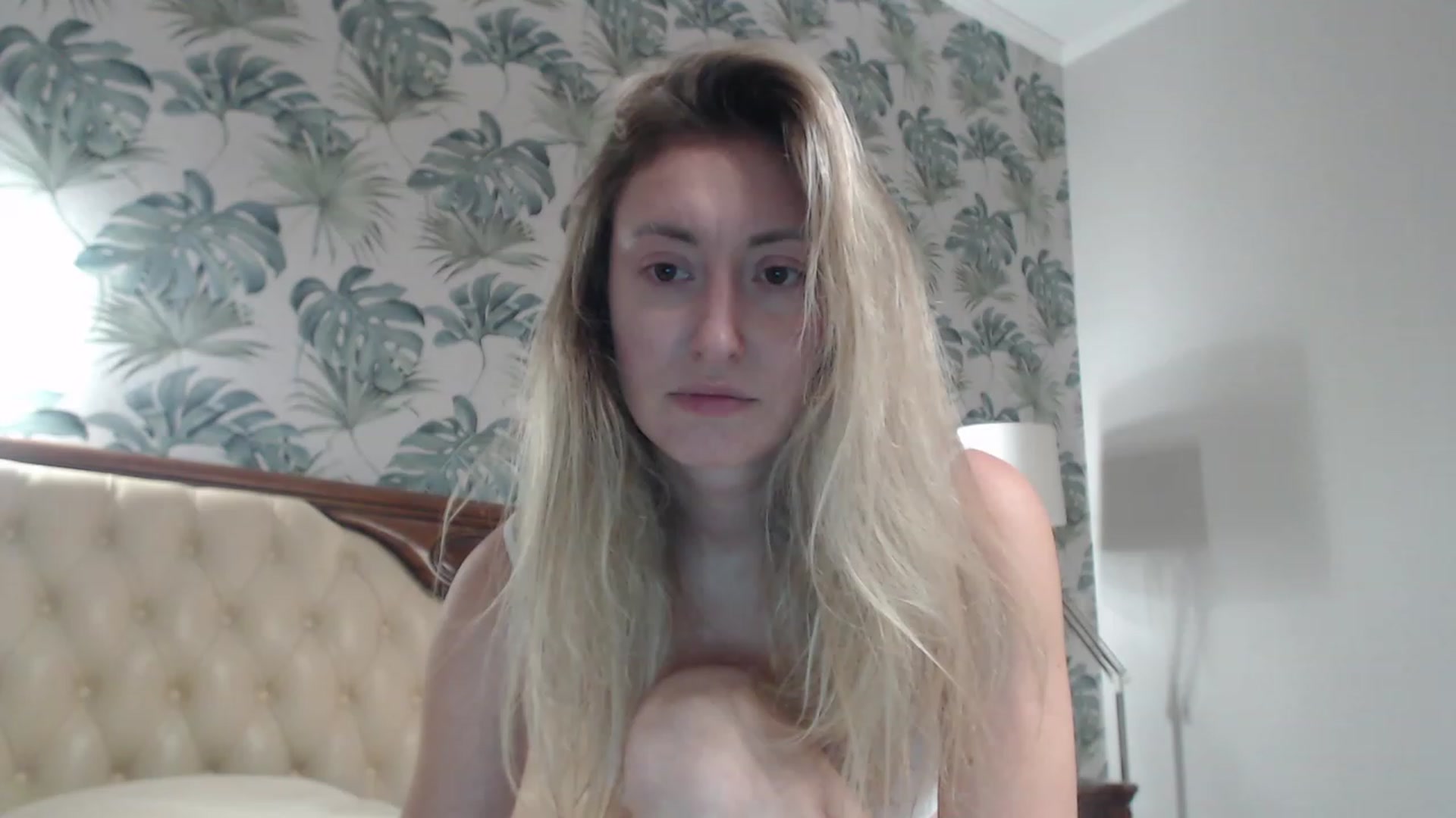 Gallery image thumbnail from Veronica_4u's myfreecams stream on, 09/16/2023, 17:47 image 4 of 20