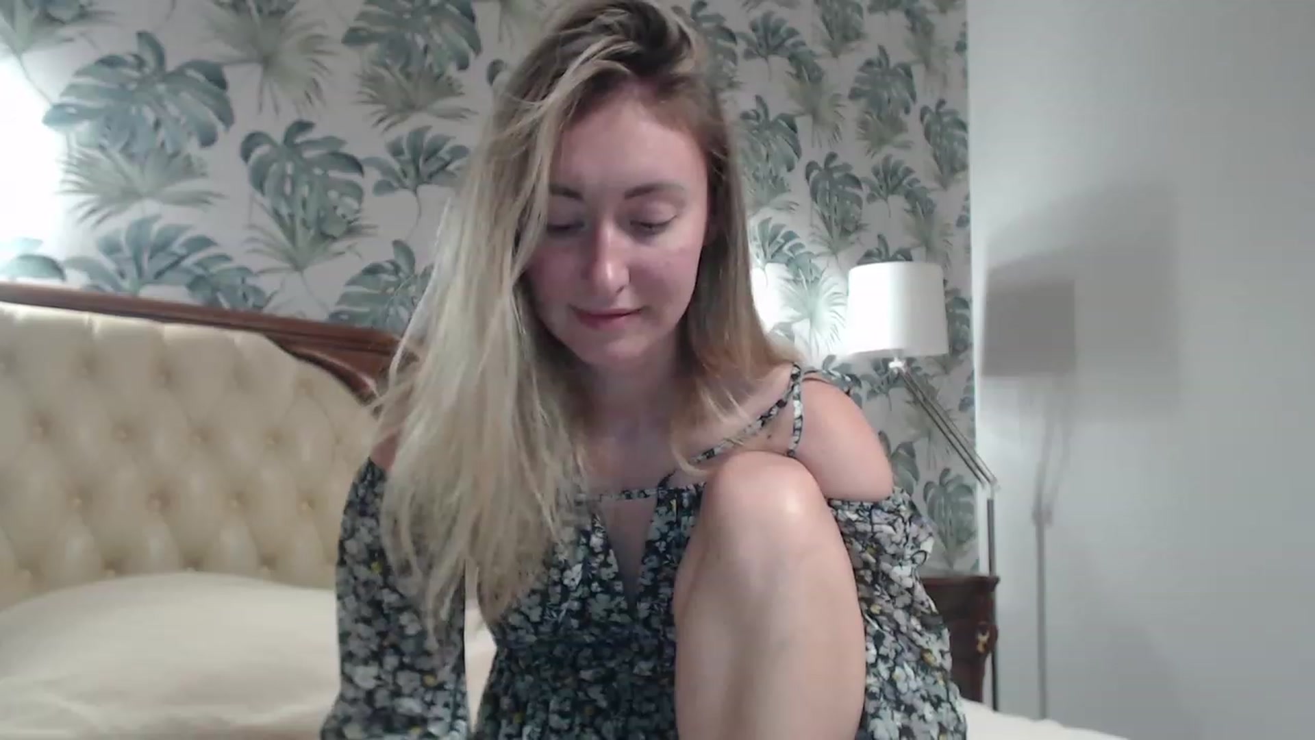 Gallery image thumbnail from Veronica_4u's myfreecams stream on, 09/20/2023, 18:14 image 17 of 20