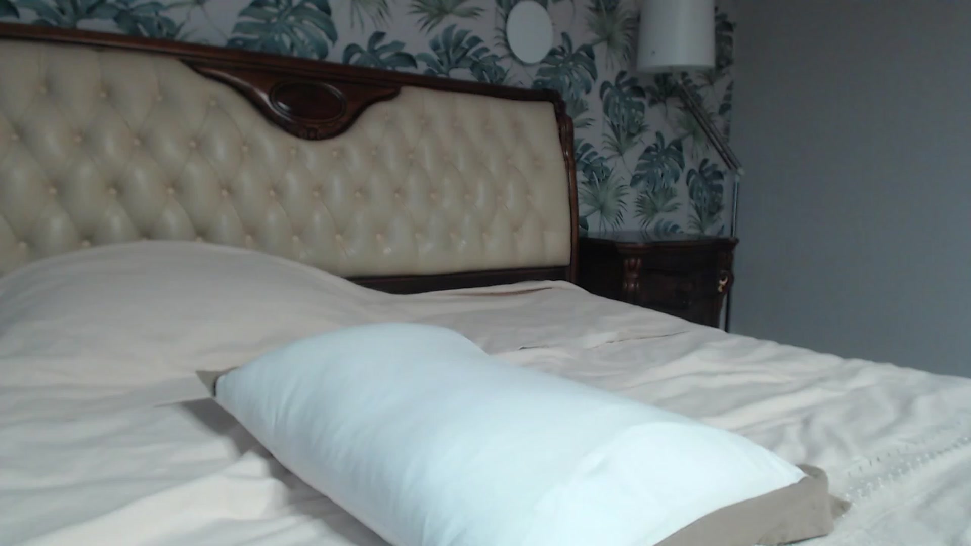 Gallery image thumbnail from Veronica_4u's myfreecams stream on, 09/22/2023, 15:55 image 17 of 20