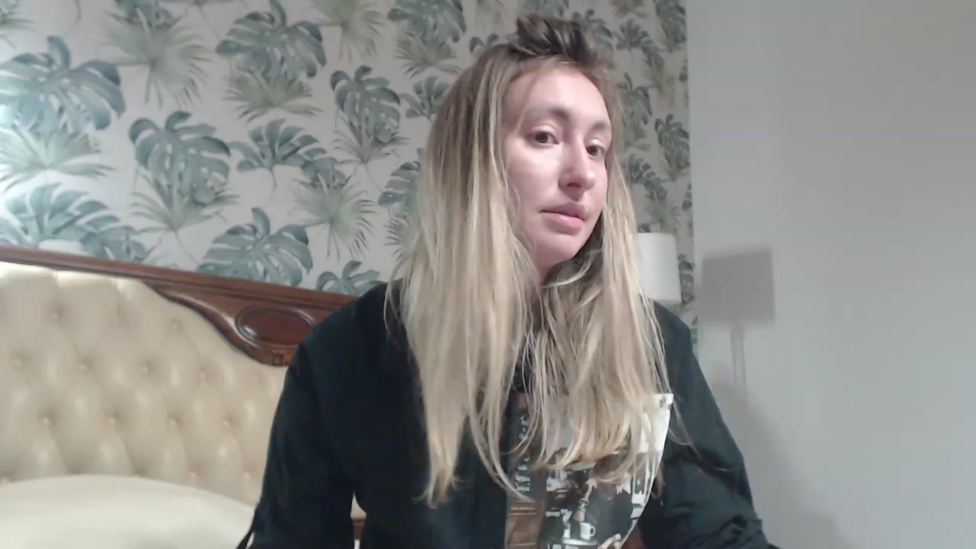Gallery image thumbnail from Veronica_4u's myfreecams stream on, 09/28/2023, 16:51 image 19 of 20