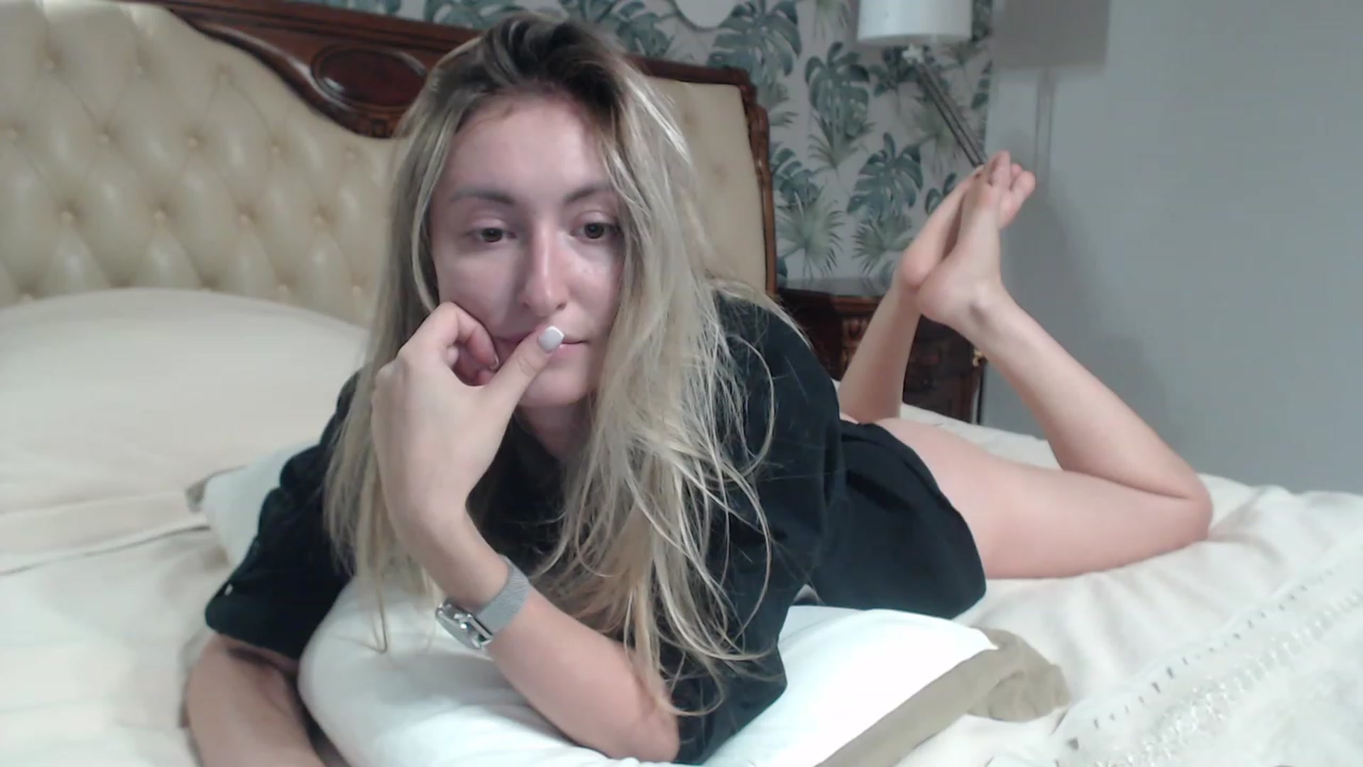 Gallery image thumbnail from Veronica_4u's myfreecams stream on, 09/28/2023, 16:51 image 7 of 20