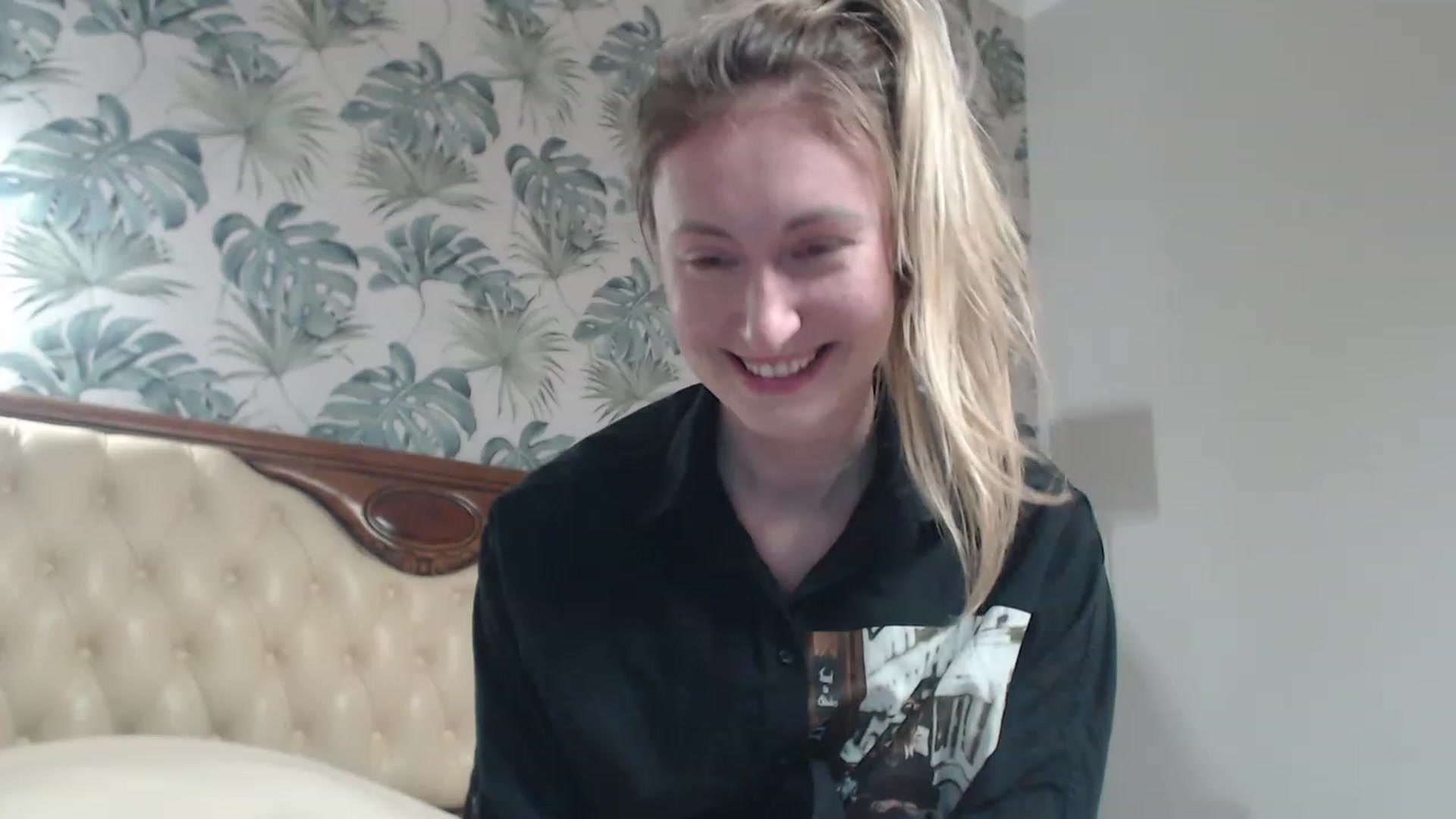 Gallery image thumbnail from Veronica_4u's myfreecams stream on, 09/29/2023, 15:54 image 3 of 20