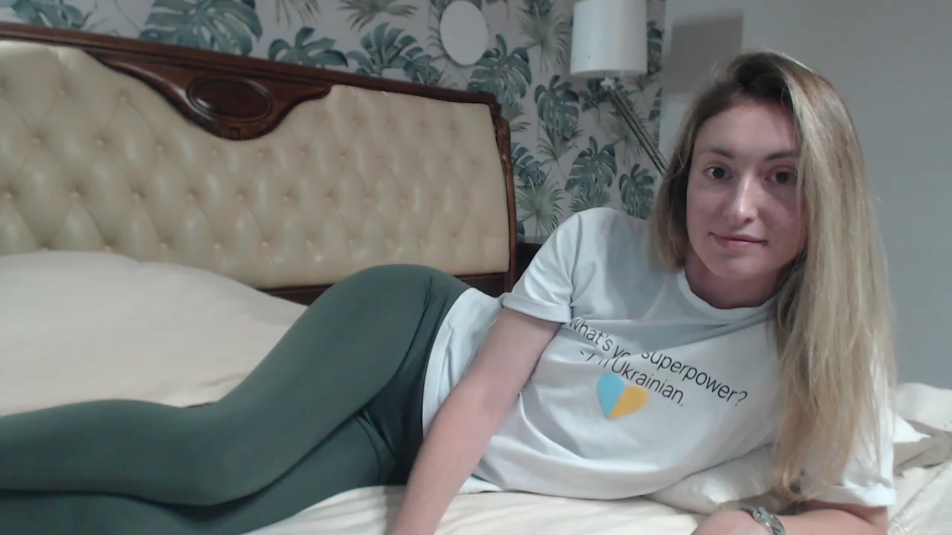 Gallery image thumbnail from Veronica_4u's myfreecams stream on, 10/05/2023, 16:49 image 15 of 20