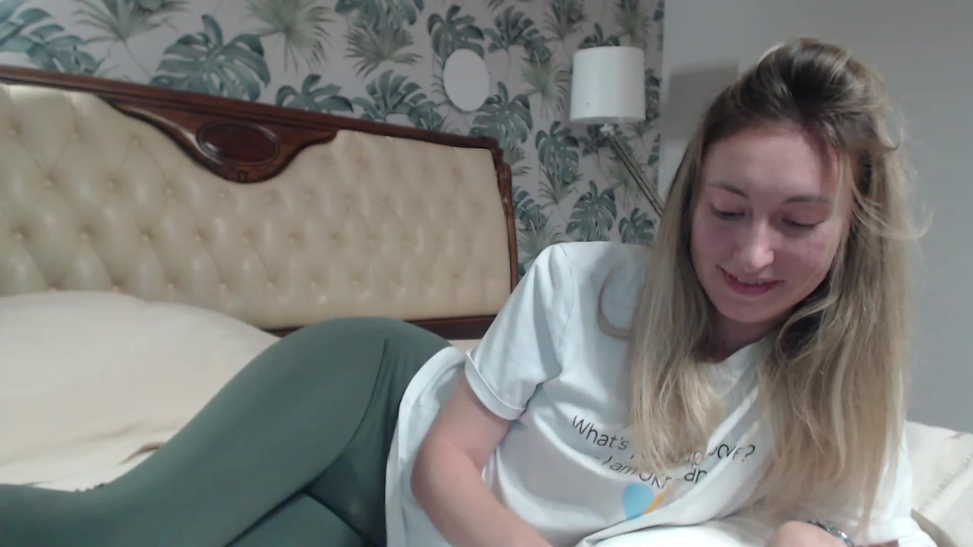 Gallery image thumbnail from Veronica_4u's myfreecams stream on, 10/05/2023, 18:14 image 8 of 20