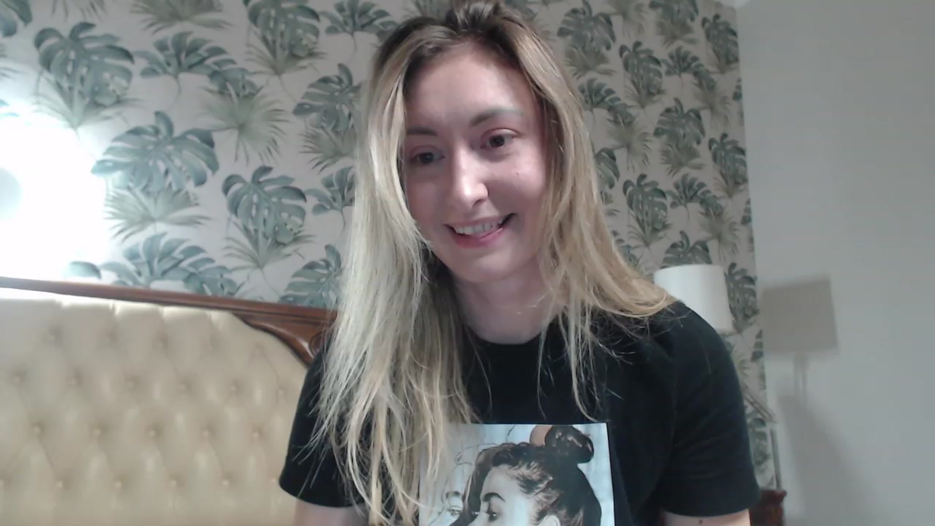 Gallery image thumbnail from Veronica_4u's myfreecams stream on, 10/09/2023, 17:54 image 16 of 20