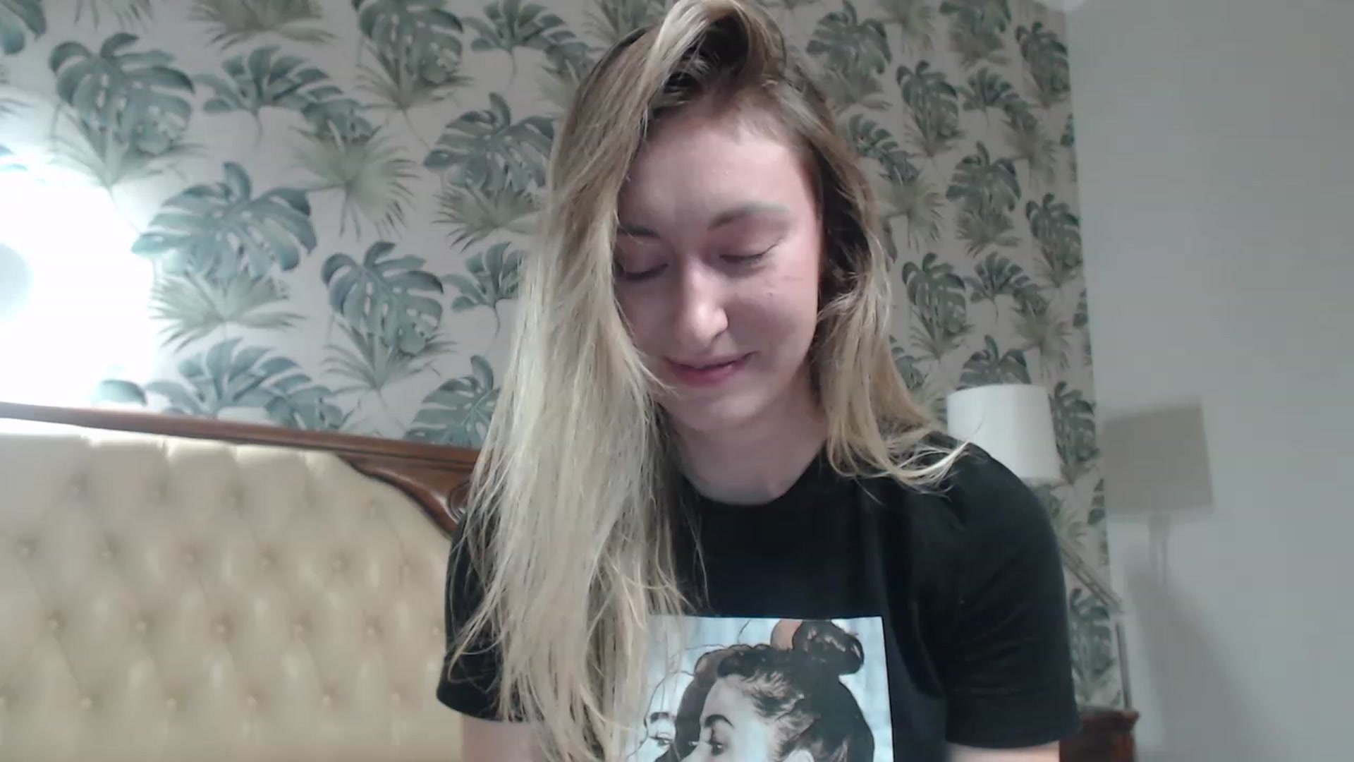 Gallery image thumbnail from Veronica_4u's myfreecams stream on, 10/09/2023, 17:54 image 11 of 20