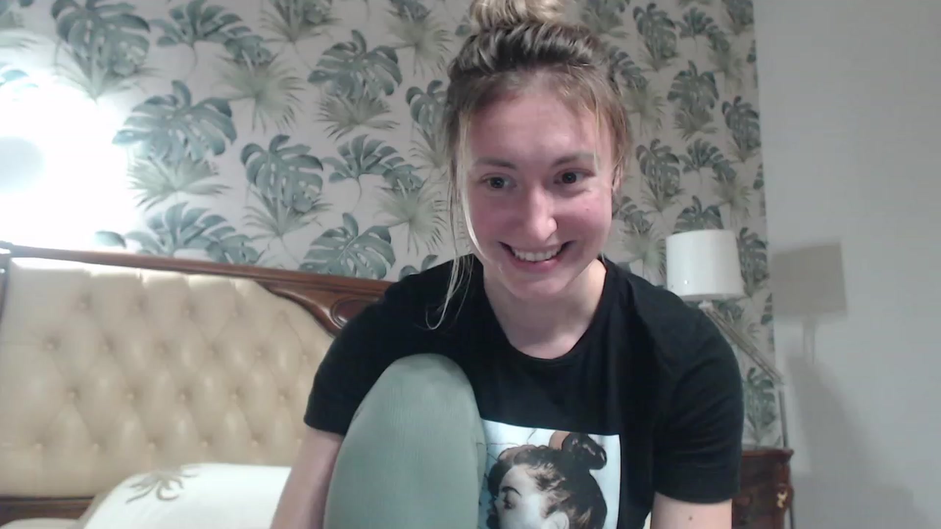 Gallery image thumbnail from Veronica_4u's myfreecams stream on, 10/11/2023, 17:27 image 11 of 20