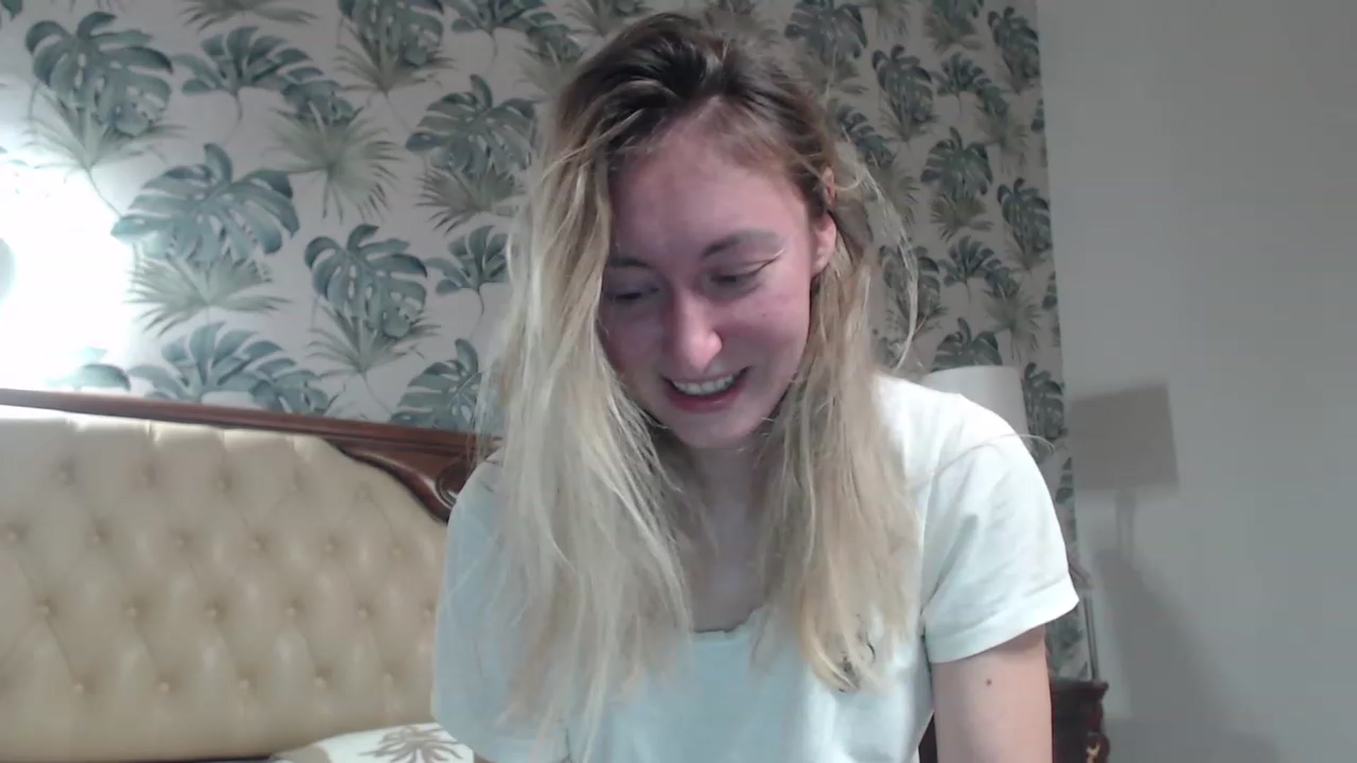 Gallery image thumbnail from Veronica_4u's myfreecams stream on, 10/16/2023, 16:55 image 5 of 20