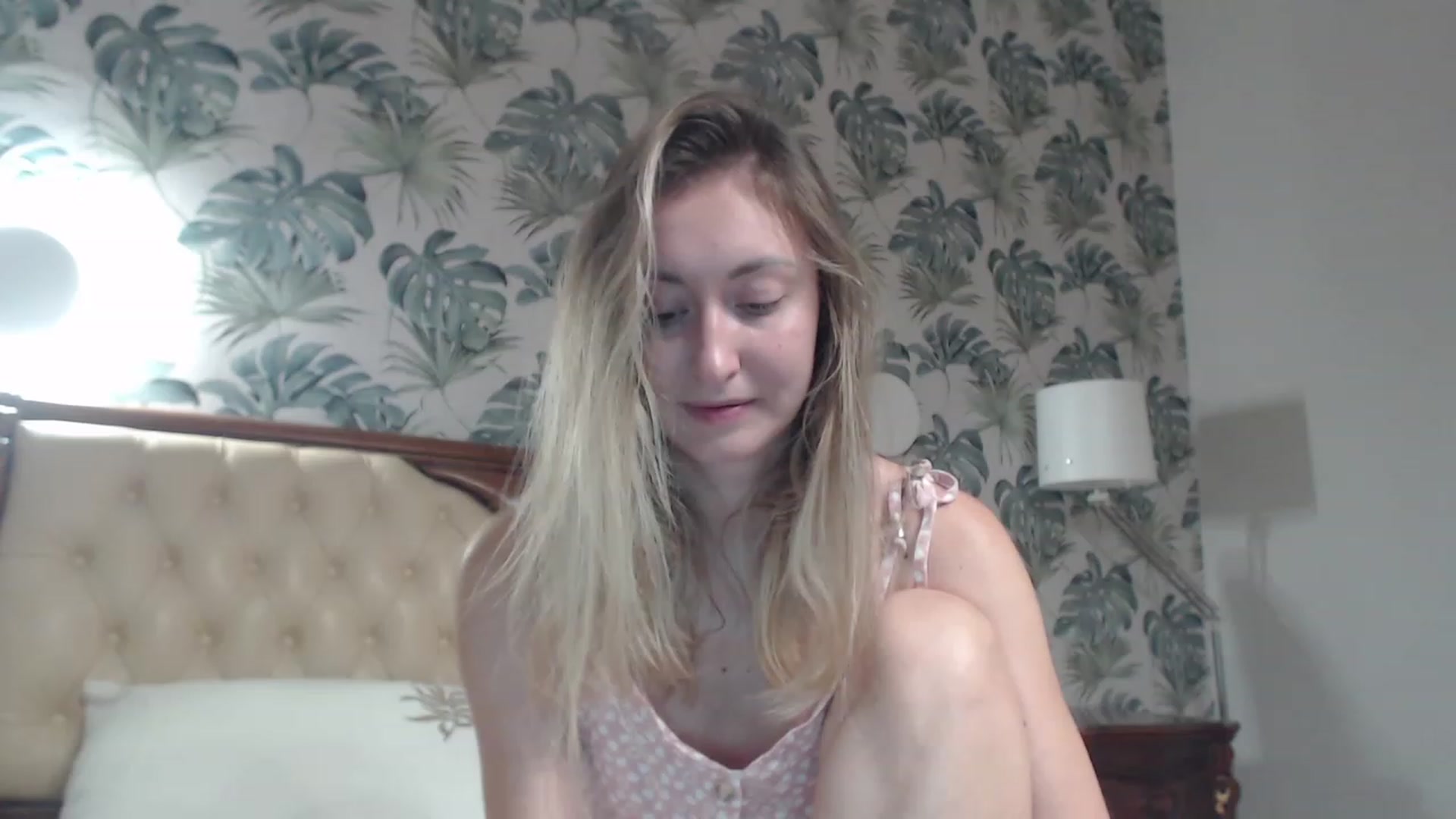 Gallery image thumbnail from Veronica_4u's myfreecams stream on, 10/20/2023, 16:35 image 1 of 20