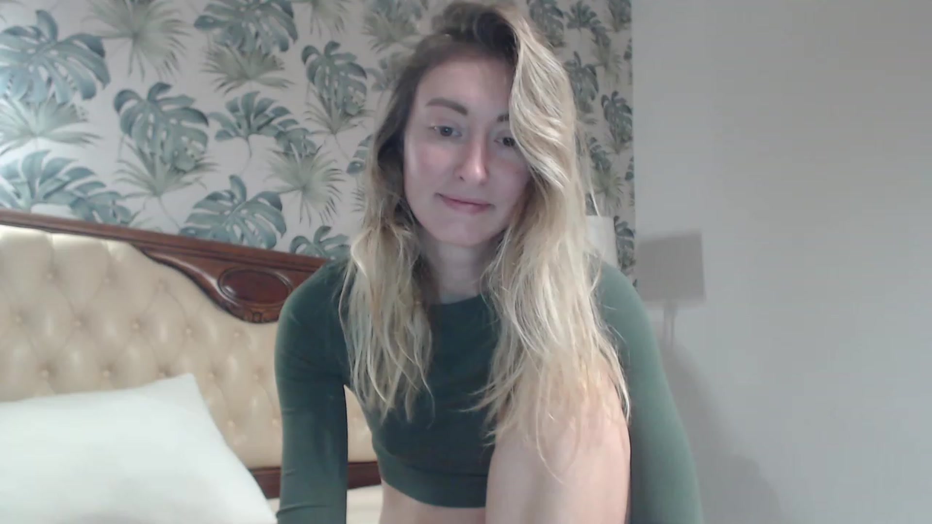 Gallery image thumbnail from Veronica_4u's myfreecams stream on, 10/23/2023, 16:04 image 11 of 20