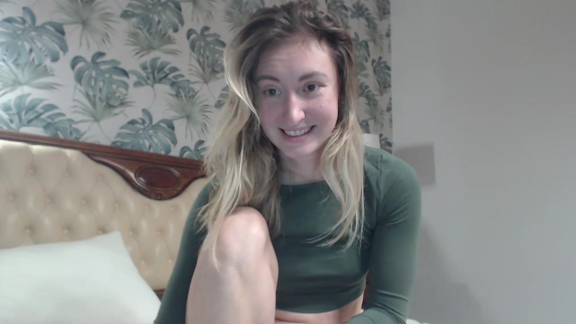 Gallery image thumbnail from Veronica_4u's myfreecams stream on, 10/23/2023, 16:04 image 19 of 20
